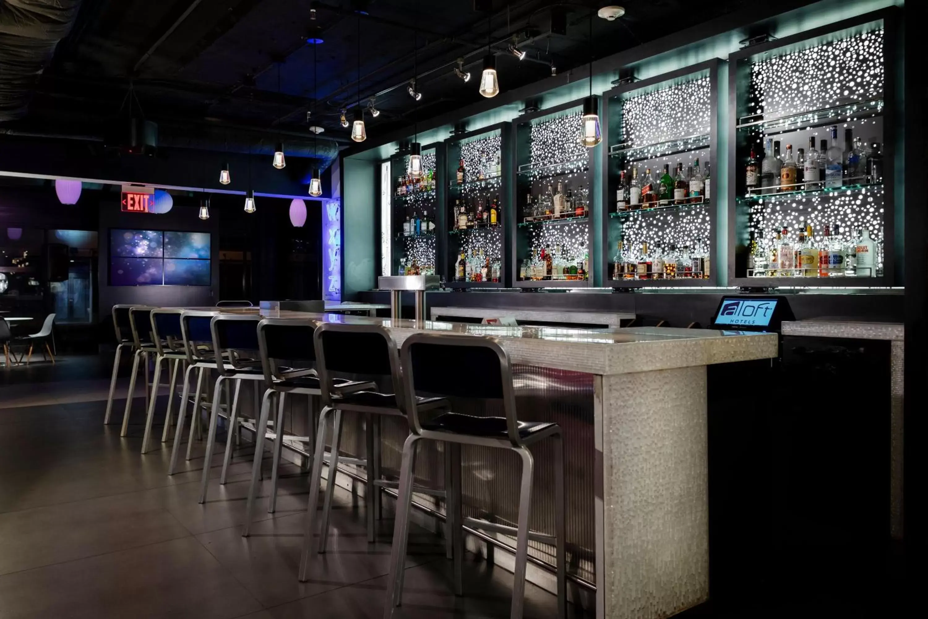 Restaurant/places to eat, Lounge/Bar in Aloft Nashville West End