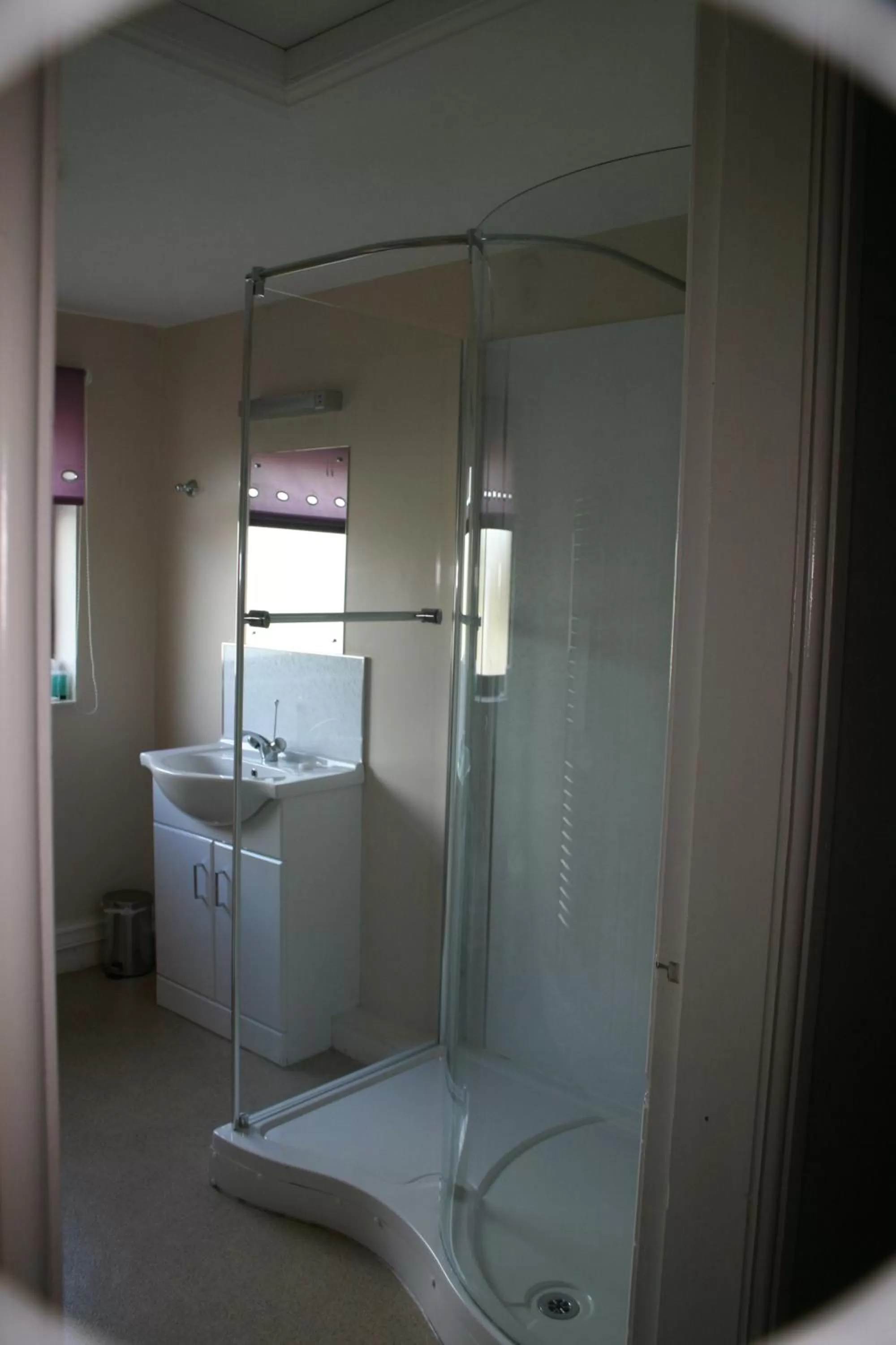 Shower in Yorkway Motel