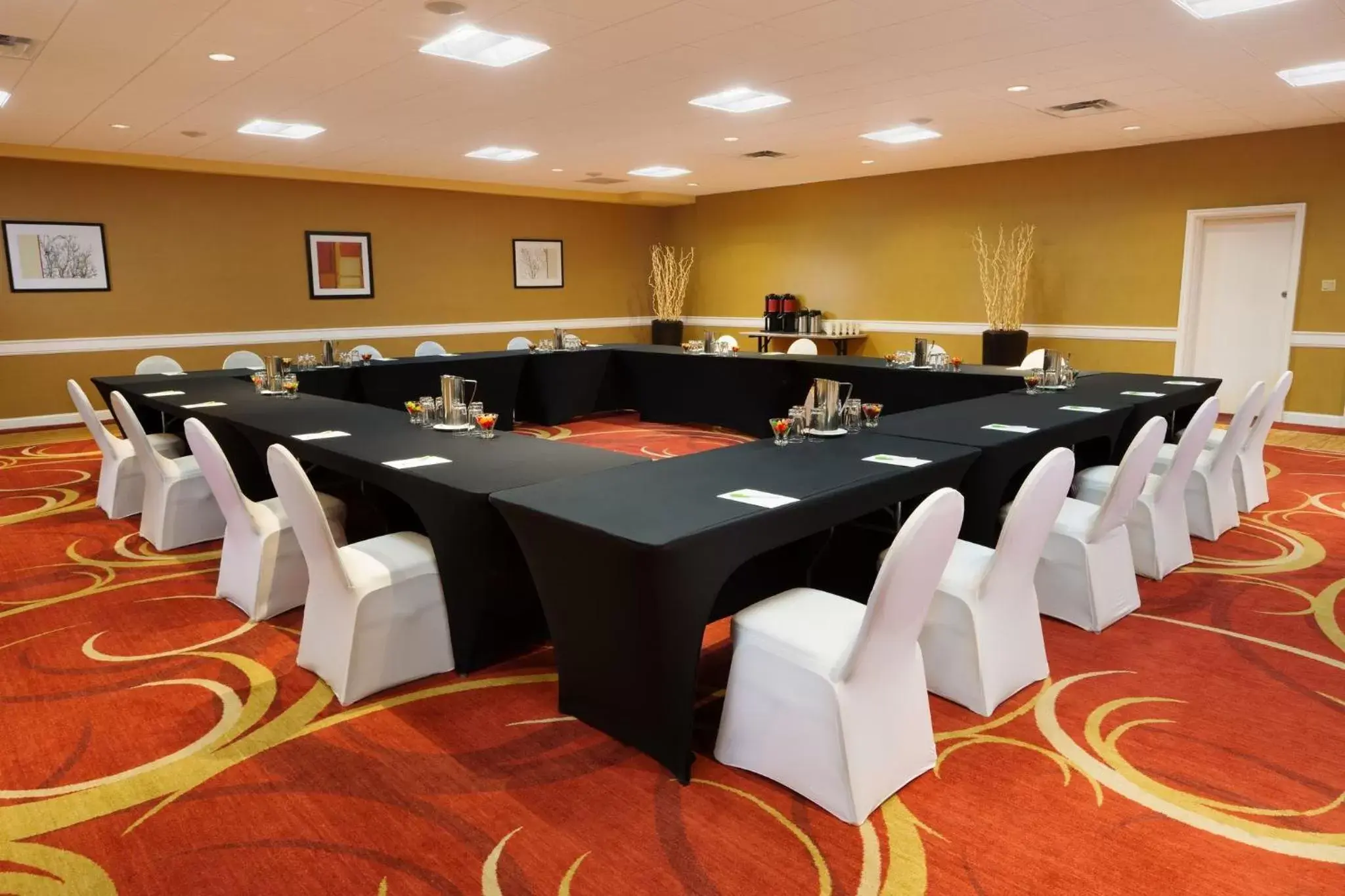 Meeting/conference room in Courtyard by Marriott Ottawa Downtown