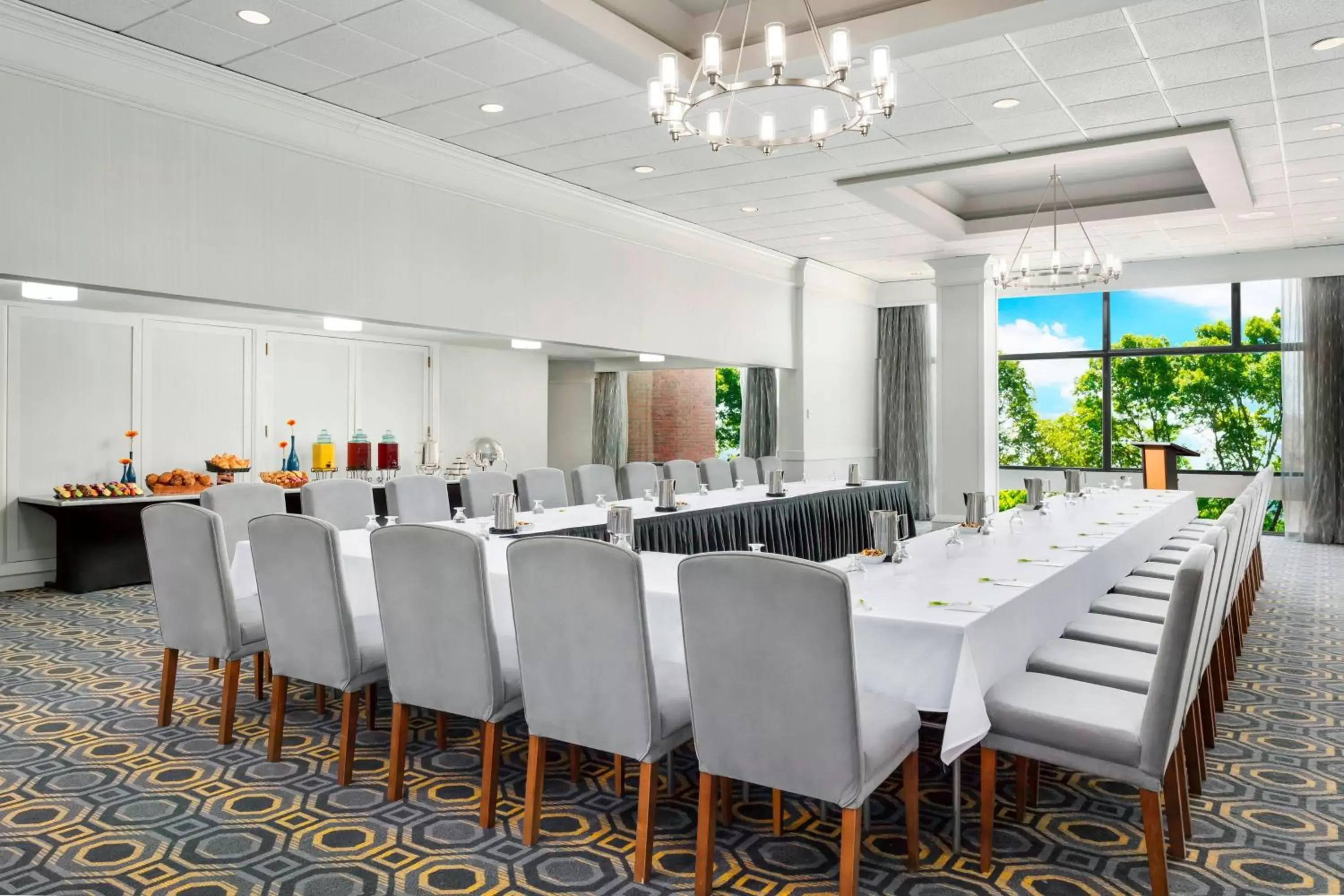 Meeting/conference room in Courtyard by Marriott Boston Cambridge
