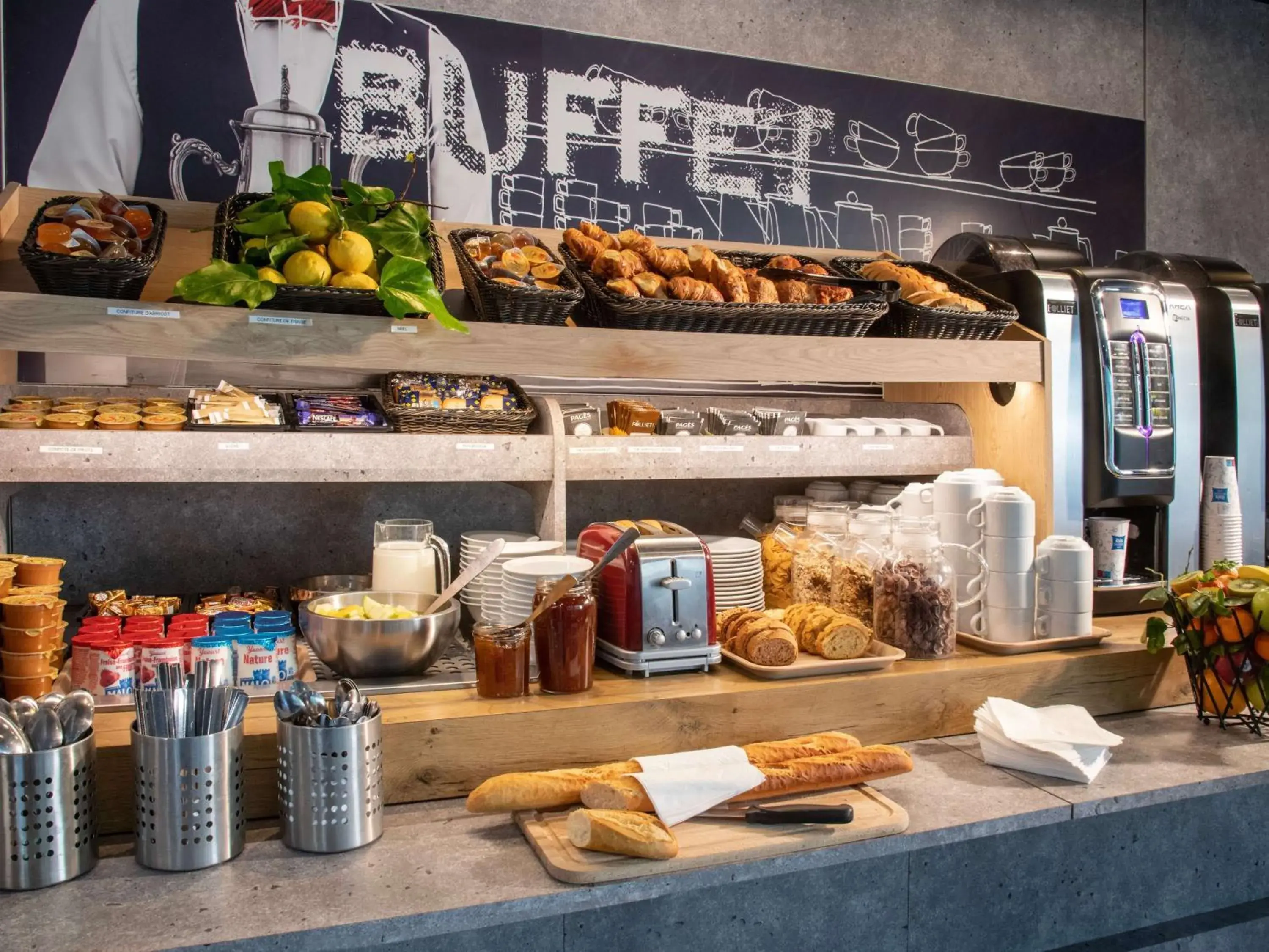 Breakfast in ibis budget Menton Bord de Mer Breakfast in ibis budget Menton Bord de Mer