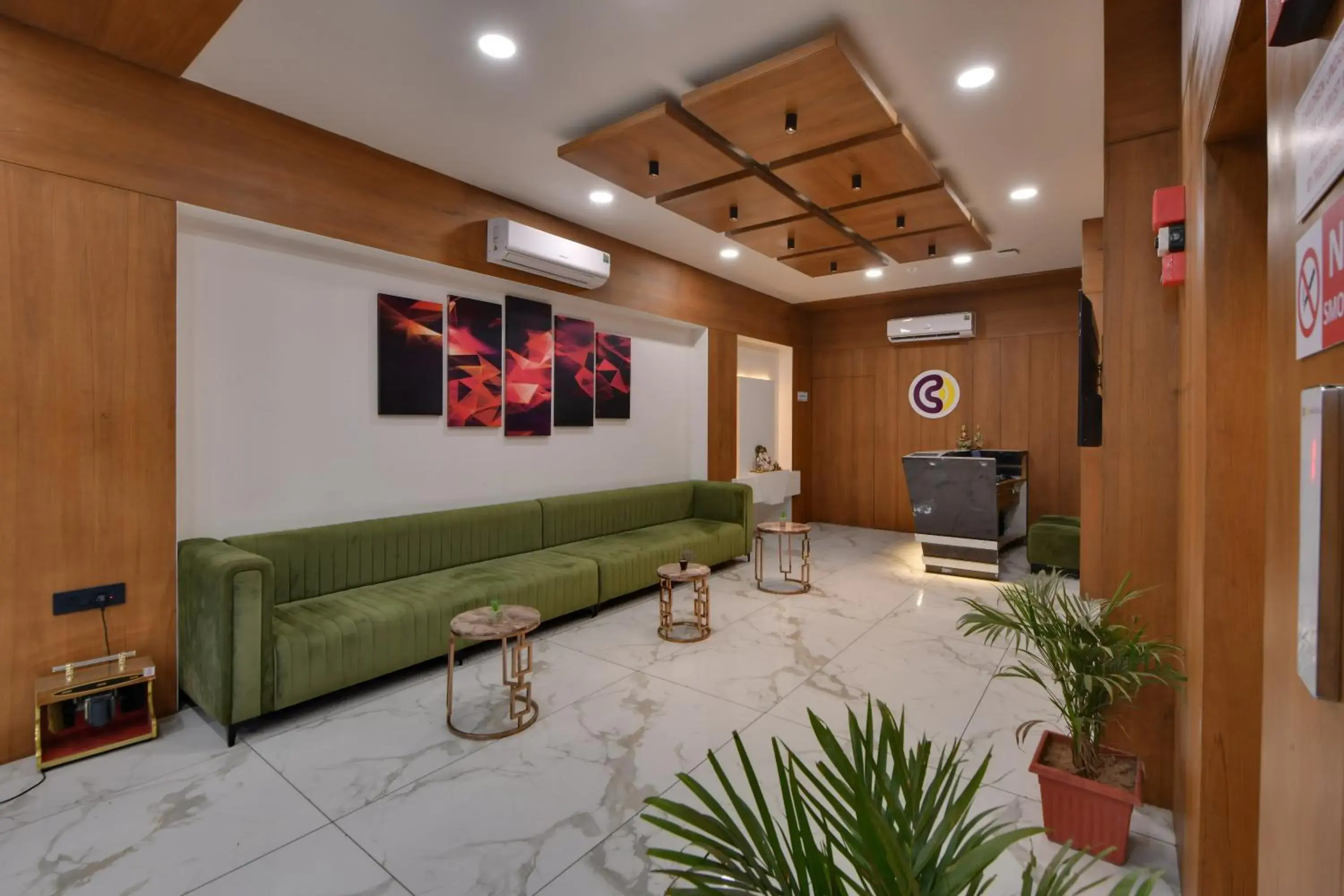 Lobby/Reception in Click Hotel Tulsi