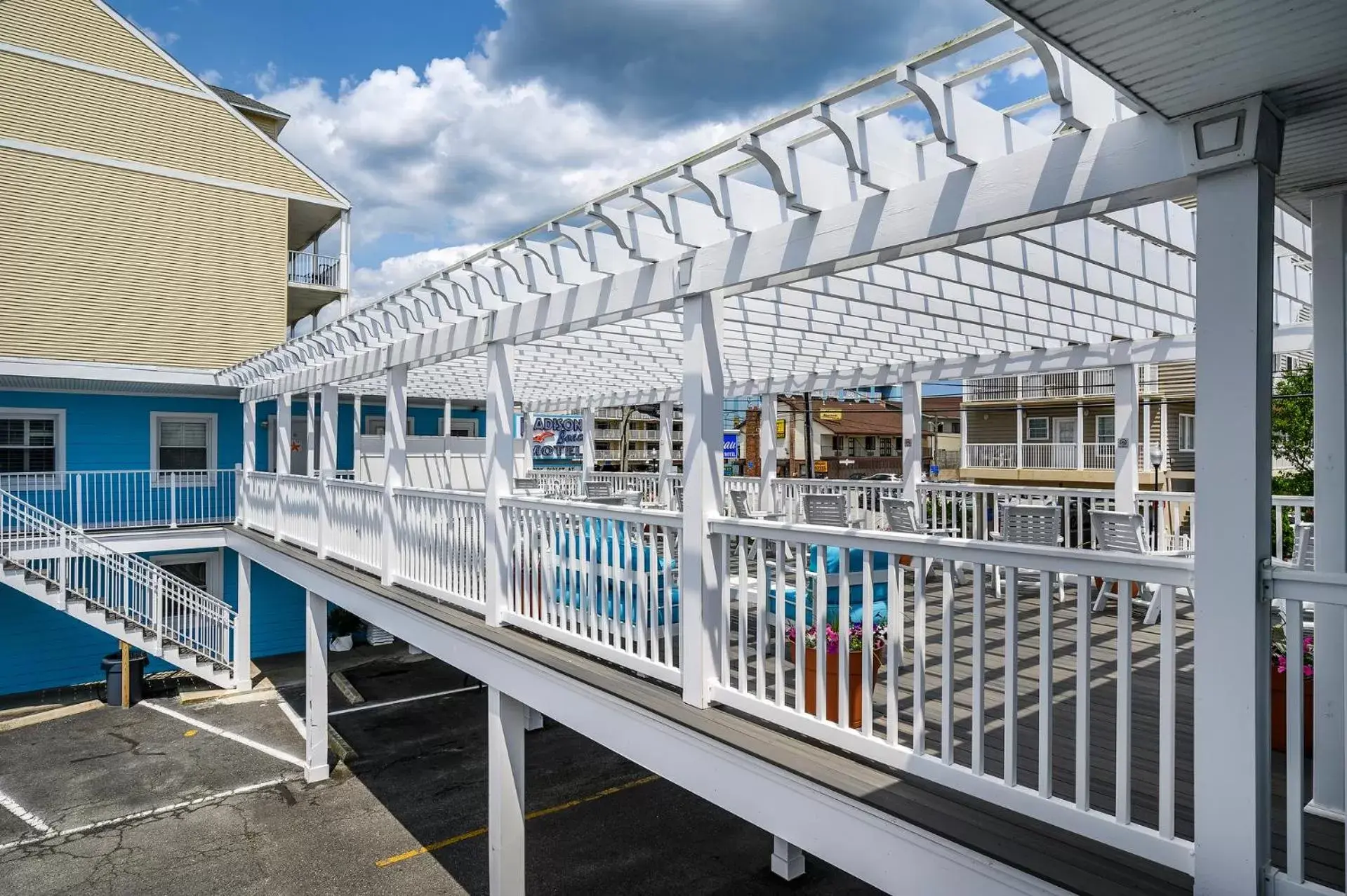Balcony/Terrace, Swimming Pool in Madison Beach Motel