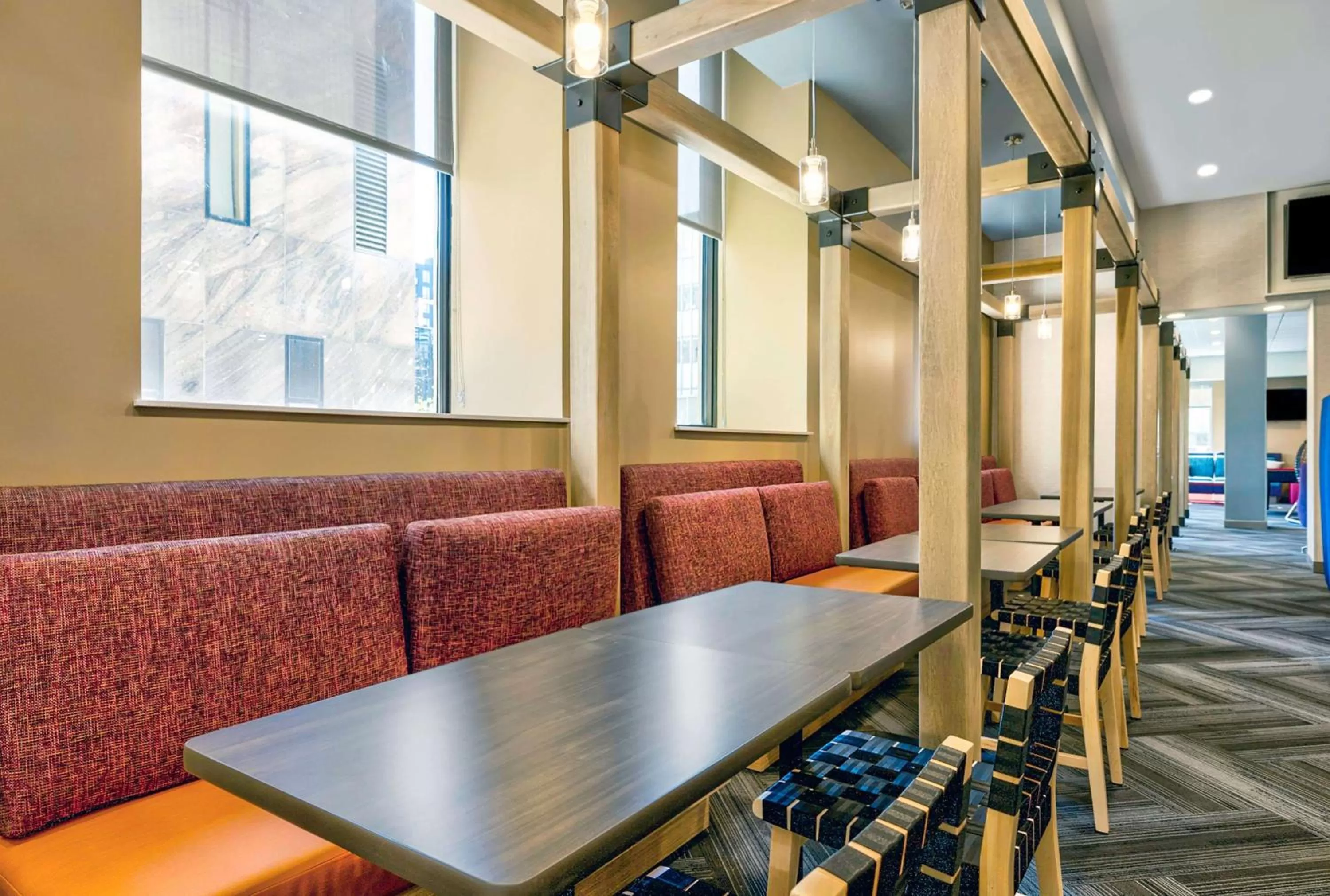 Breakfast in Tru By Hilton Minneapolis Downtown