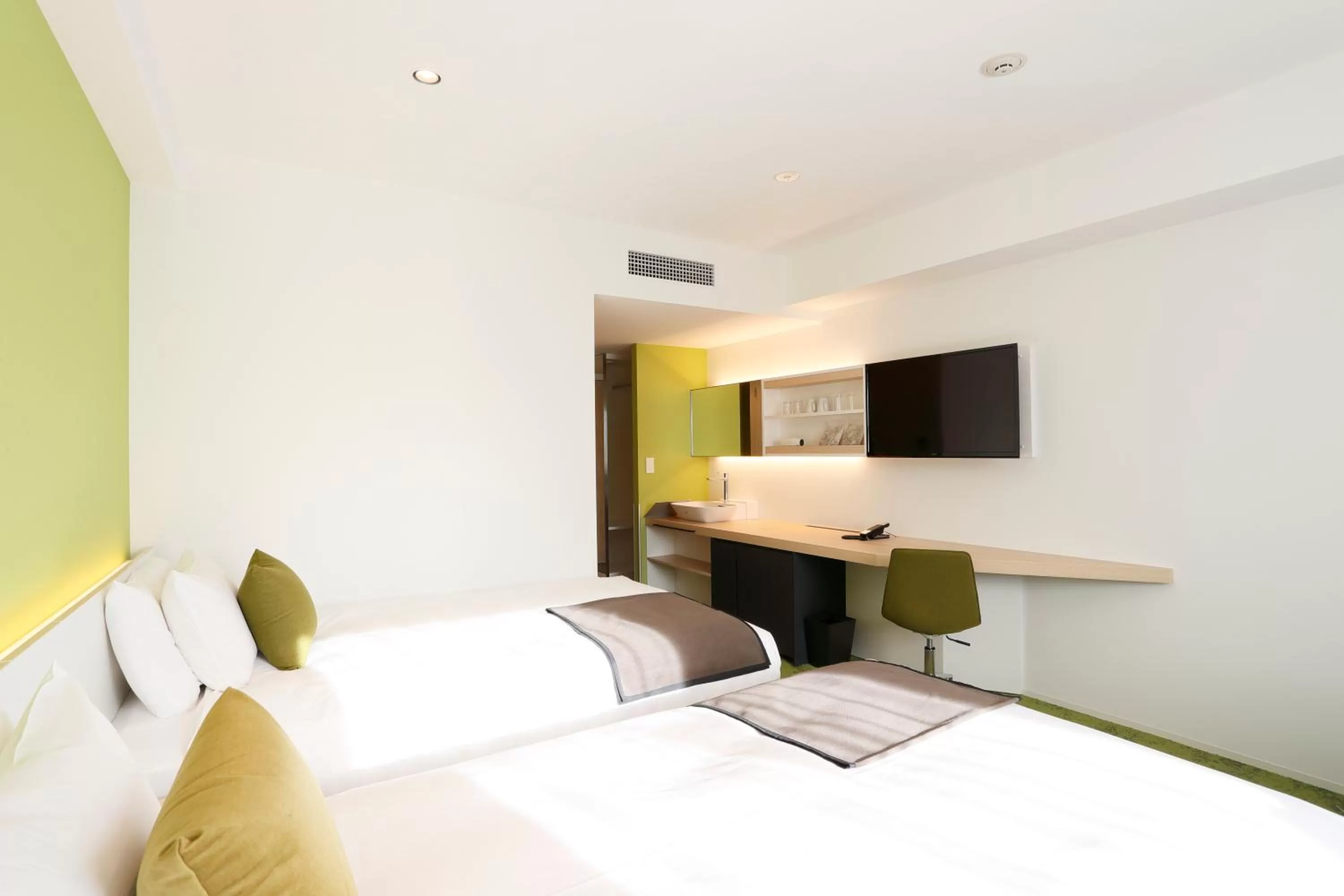 Superior Twin Room - single occupancy - Non-Smoking in Tenza Hotel & SKYSPA at Sapporo Central