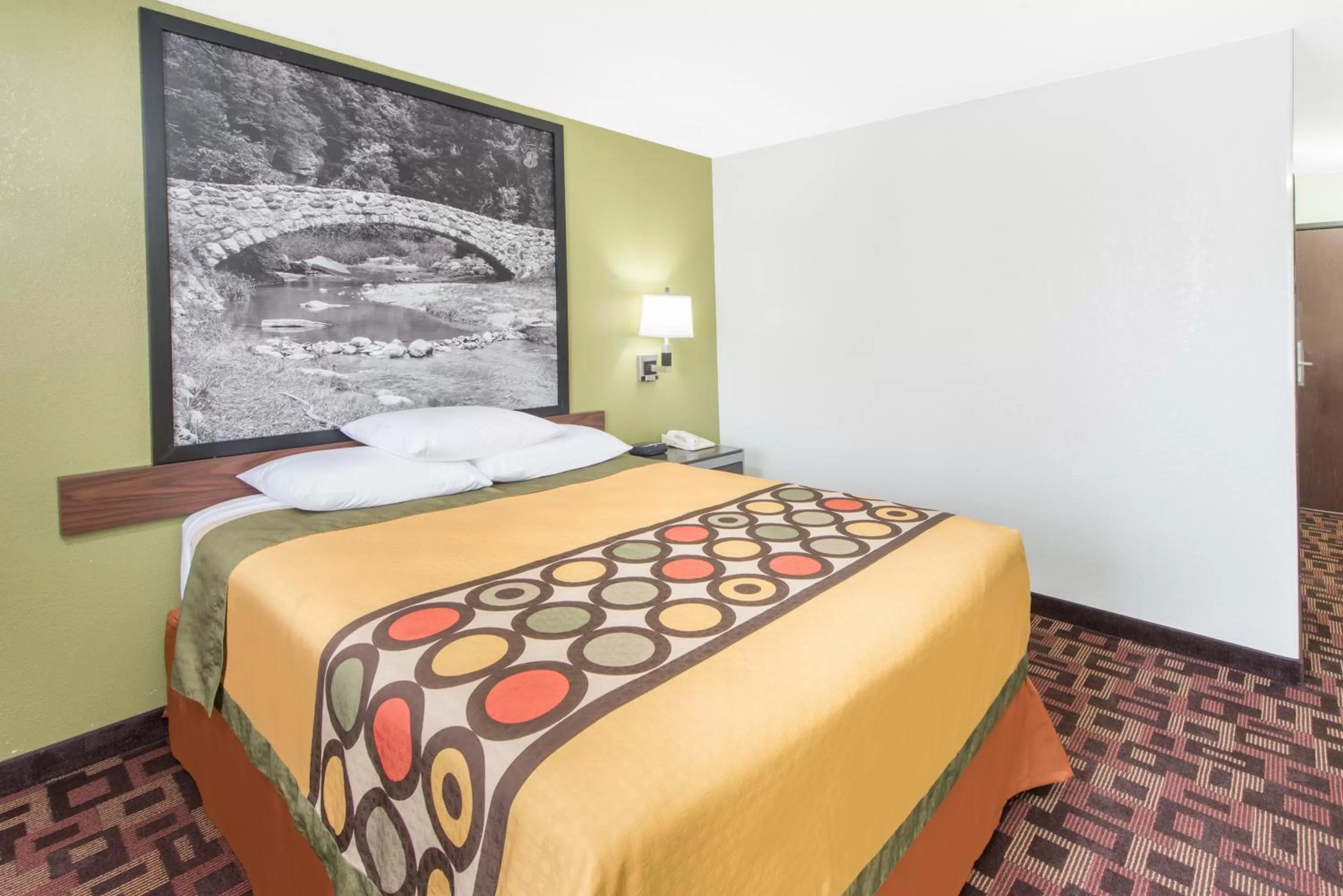 Bed in Super 8 by Wyndham Moberly MO