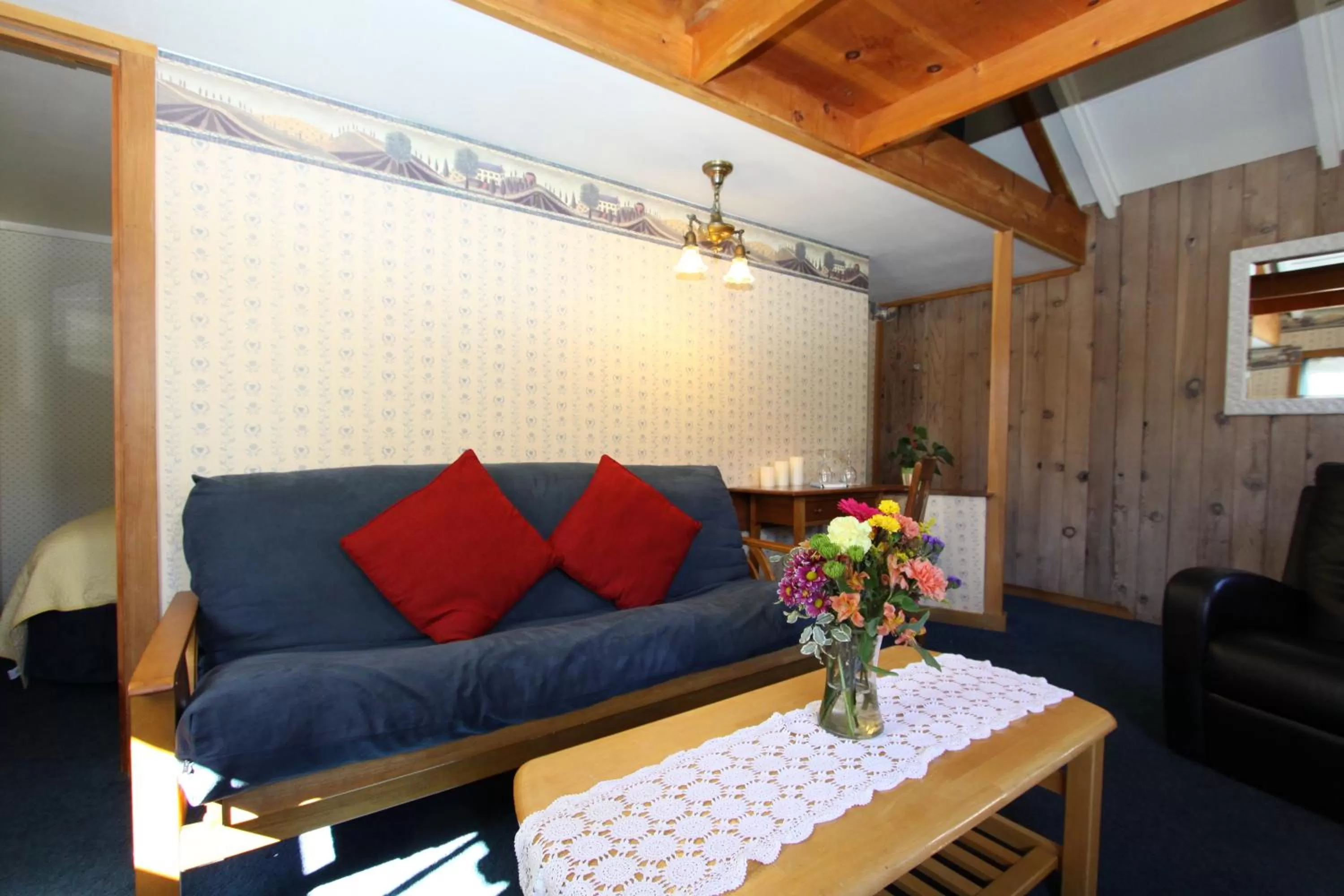 Seating Area in Seagull Inn Bed & Breakfast