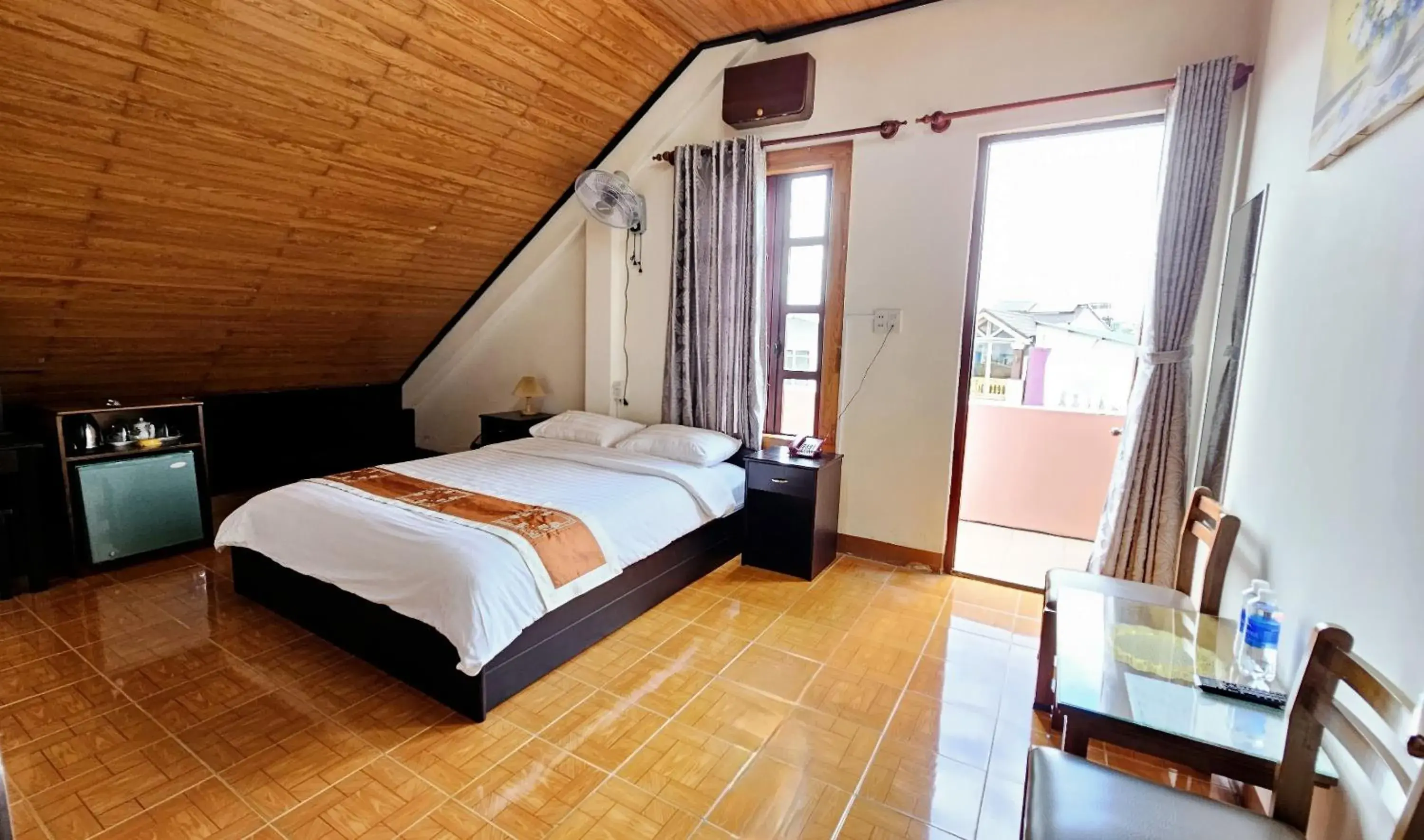 Double Room with Balcony in Villa Pink House Double Room with Balcony in Villa Pink House