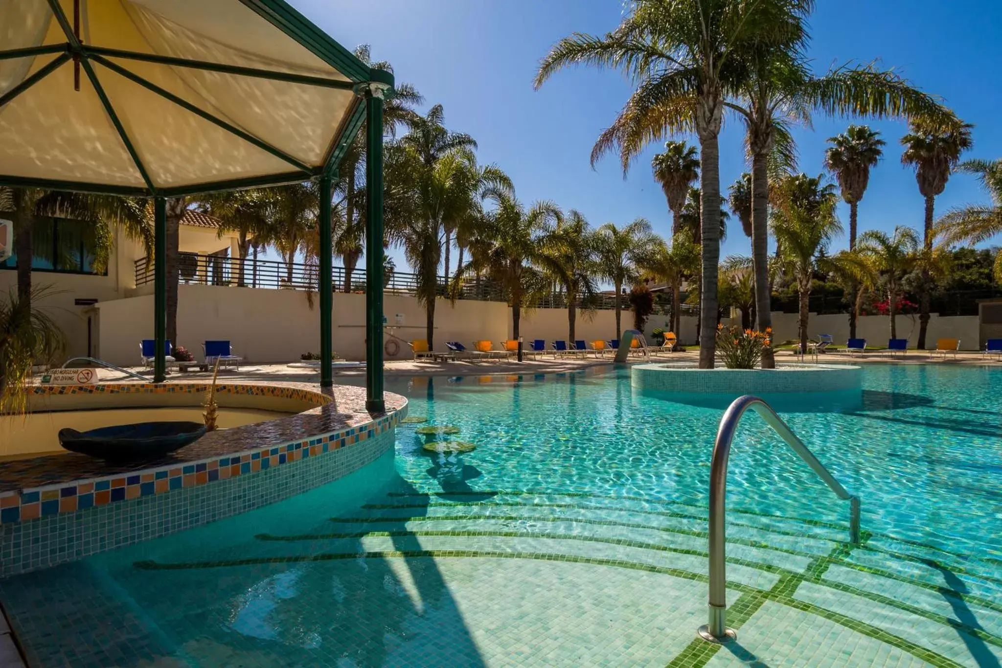 Swimming Pool in Mirachoro Carvoeiro