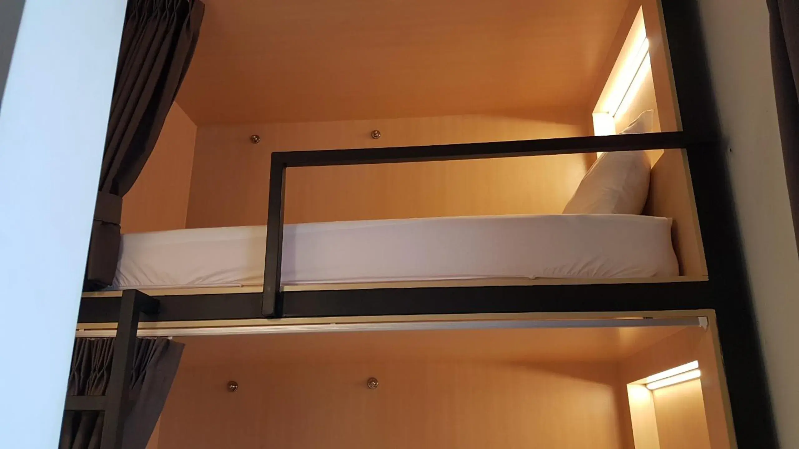 Bunk Bed in Hotel 1000 Miles