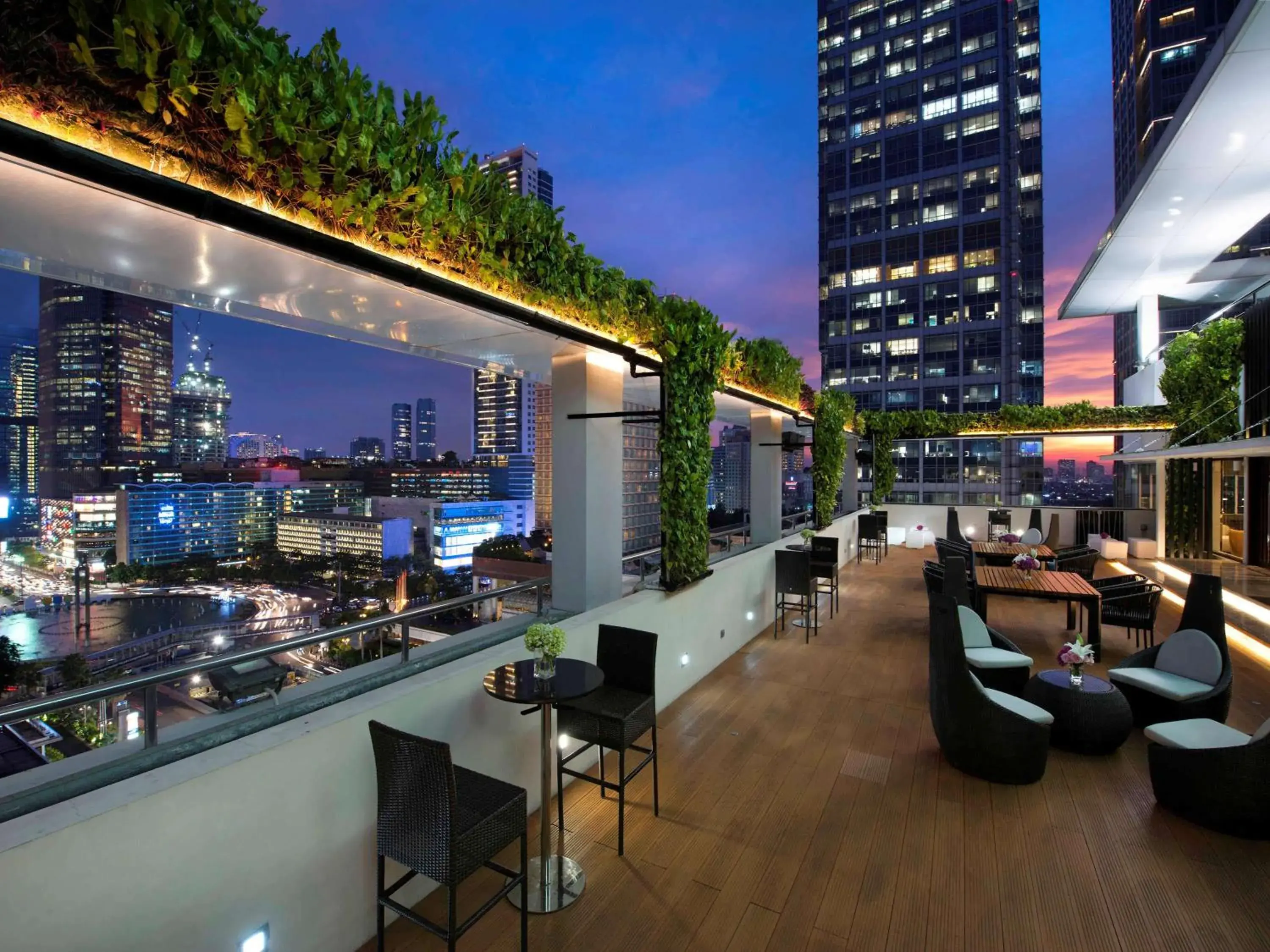 Lounge or bar, Restaurant/Places to Eat in Pullman Jakarta Indonesia