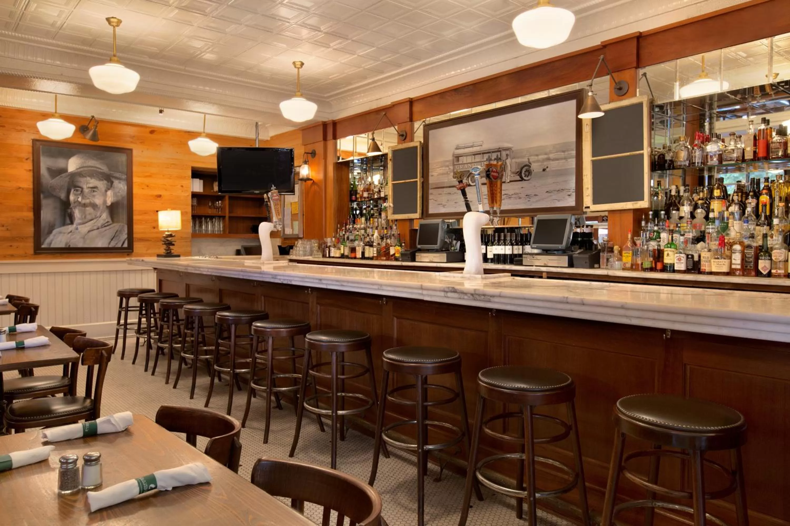 Lounge or bar in Caesars New Orleans, A Caesars Destination