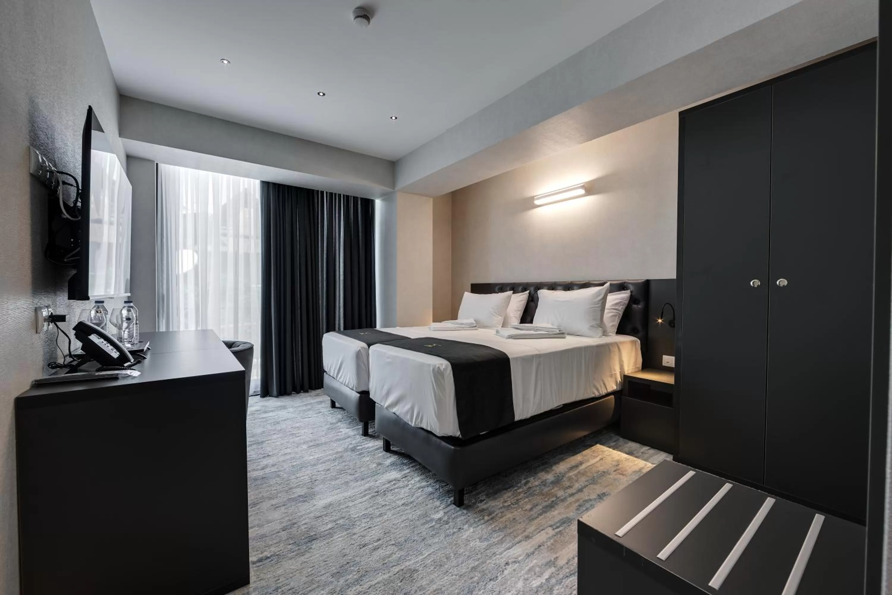 Photo of the whole room, Bed in Mit Hotel Tbilisi