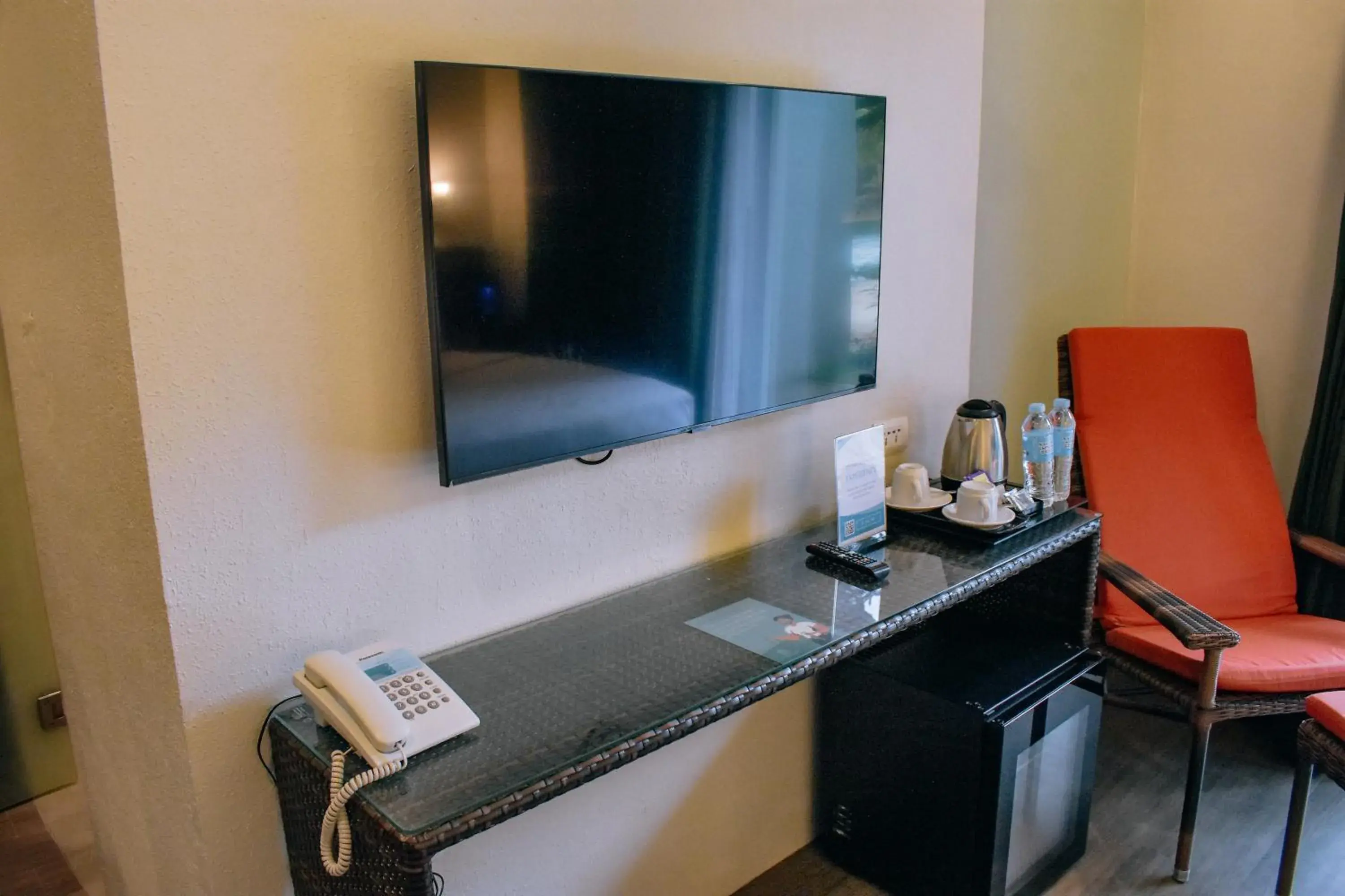 TV and multimedia, TV/Entertainment Center in Golden Sands Destination Resorts