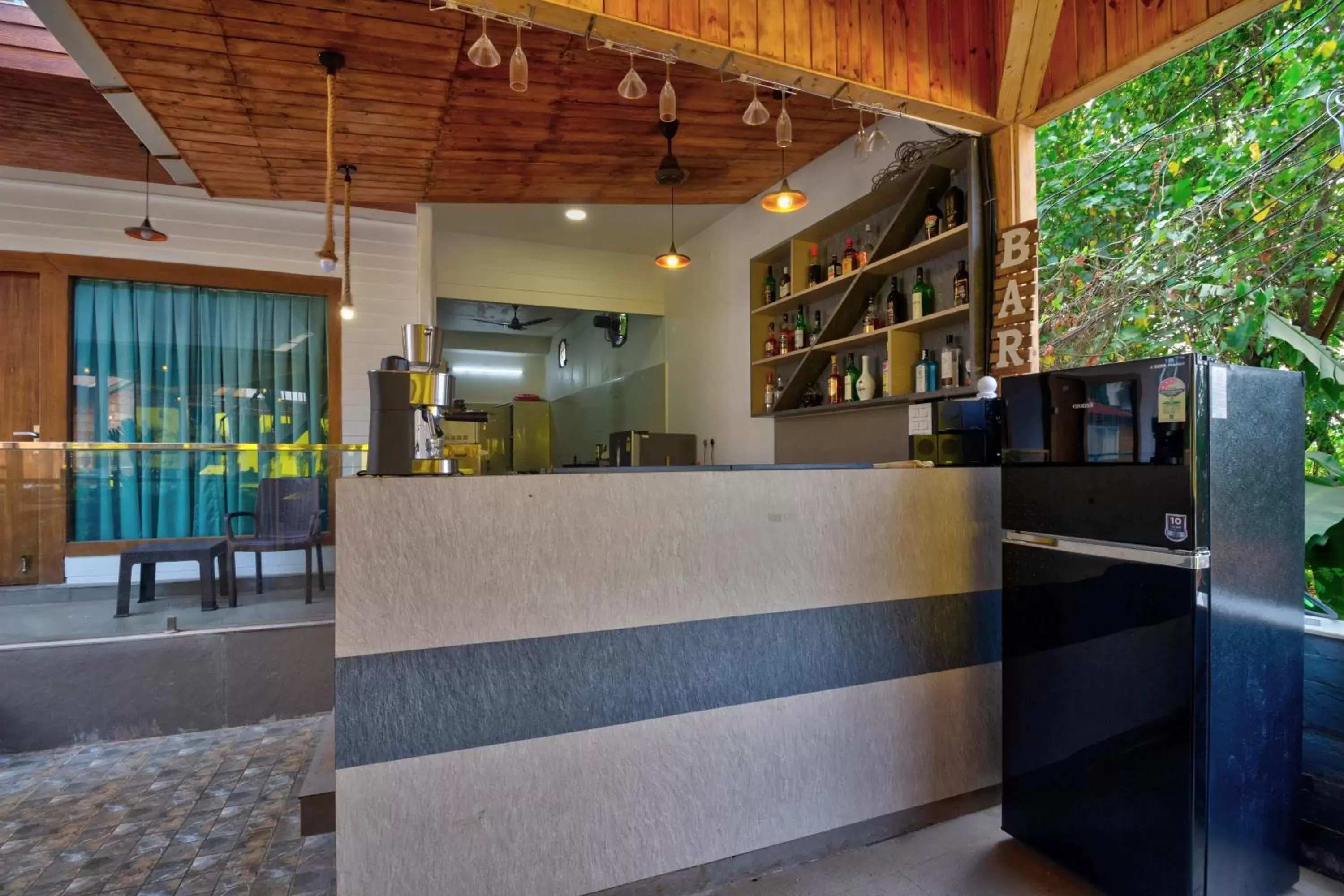 Restaurant/places to eat in Oceano Beach Resort Restaurant/places to eat in Oceano Beach Resort