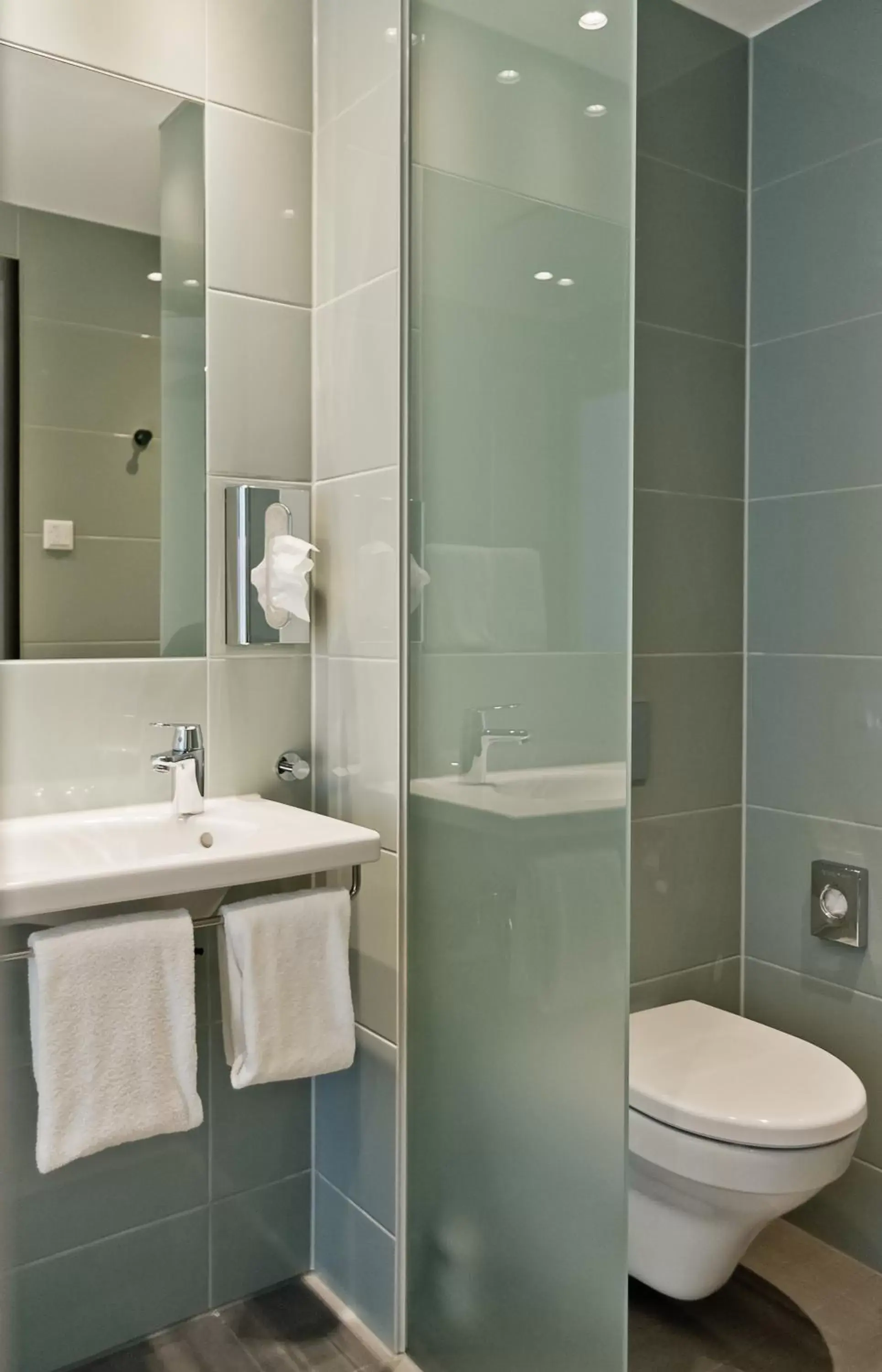 Toilet, Bathroom in Super 8 by Wyndham Munich City West