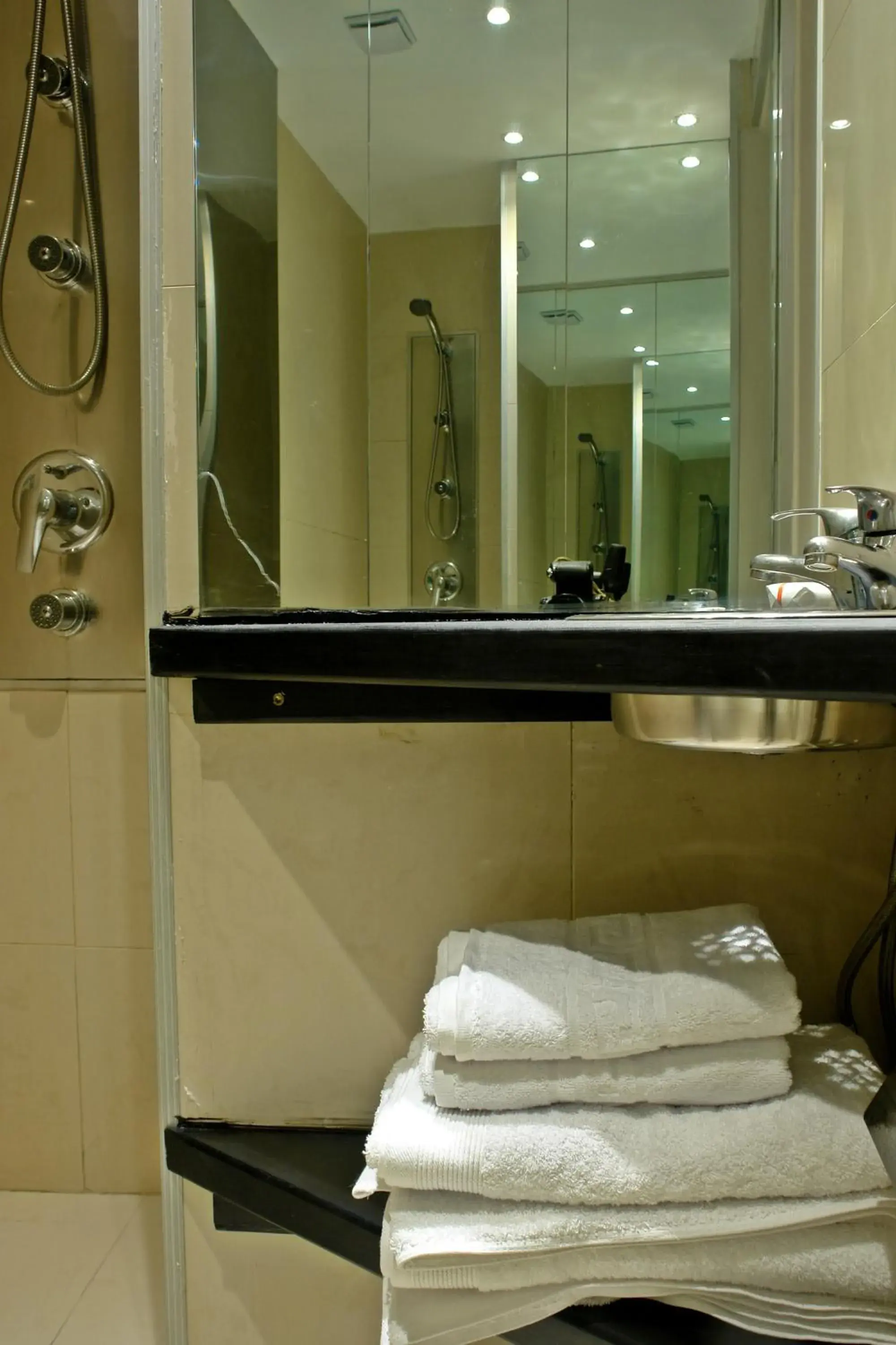 Bathroom in Semeli Hotel