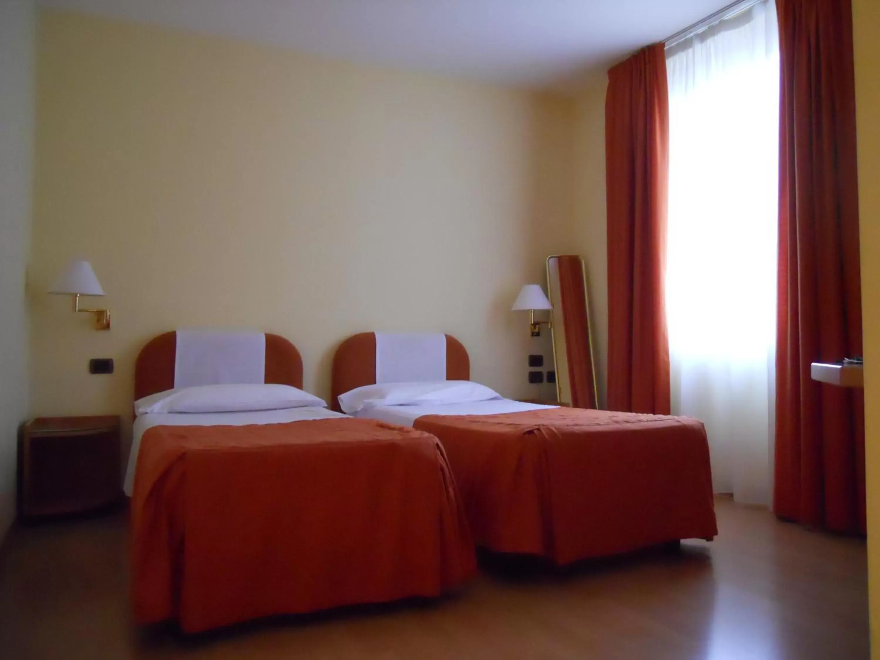 Photo of the whole room, Bed in Albergo Italia