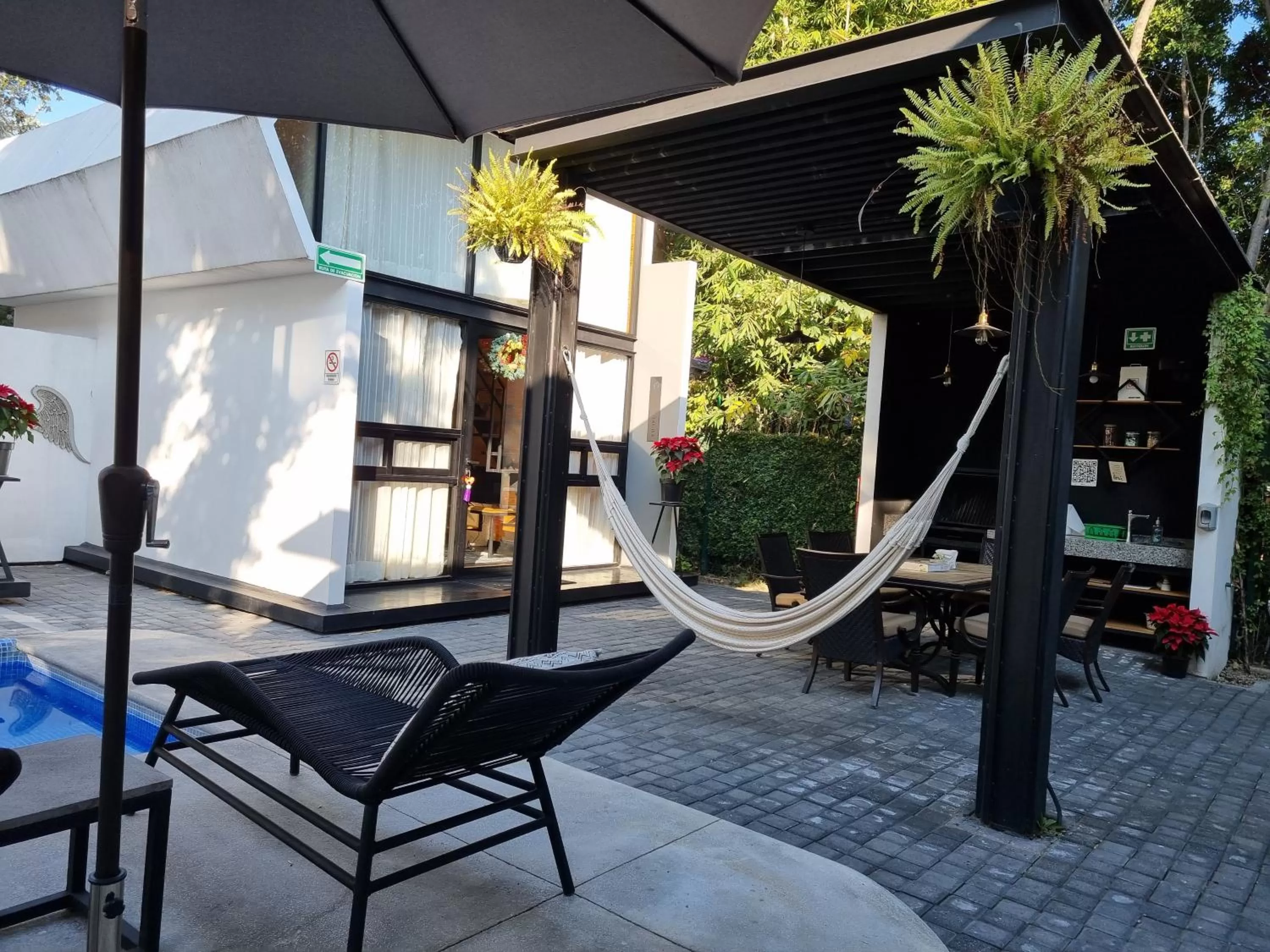 Swimming pool in Casa Samadhi