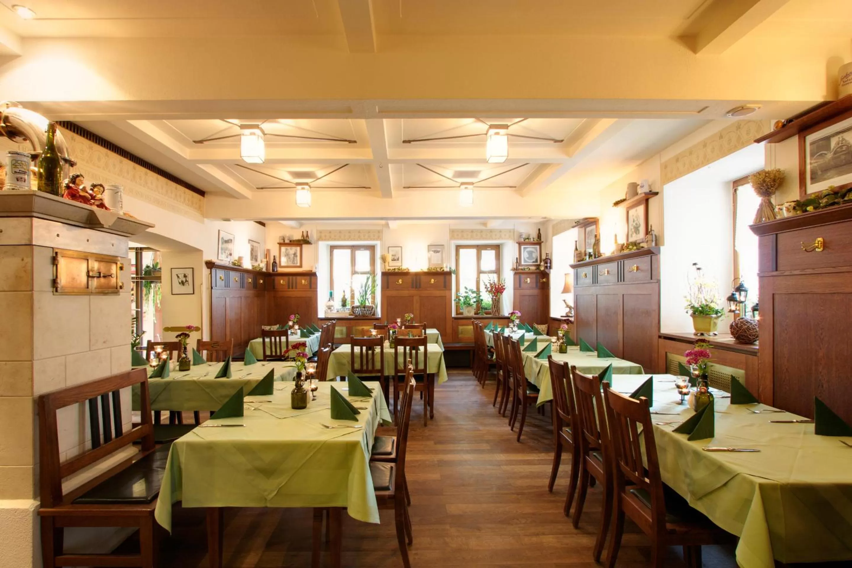 Restaurant/places to eat in Sperber Bräu - 3-Sterne-Superior Hotel mit Gasthof und eigener Brauerei - kein Ruhetag