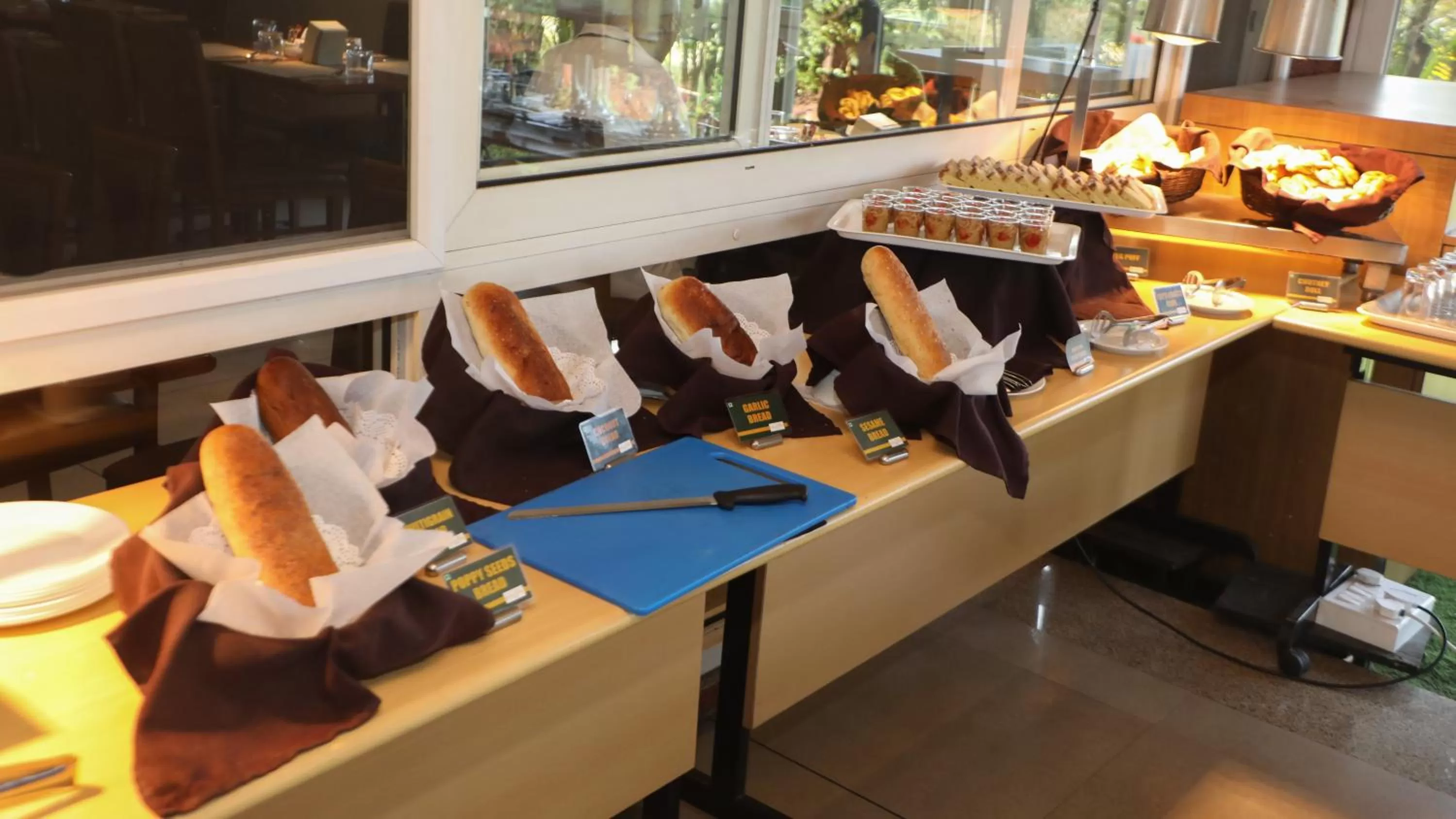 Buffet breakfast in Bella Vista Mahabaleshwar