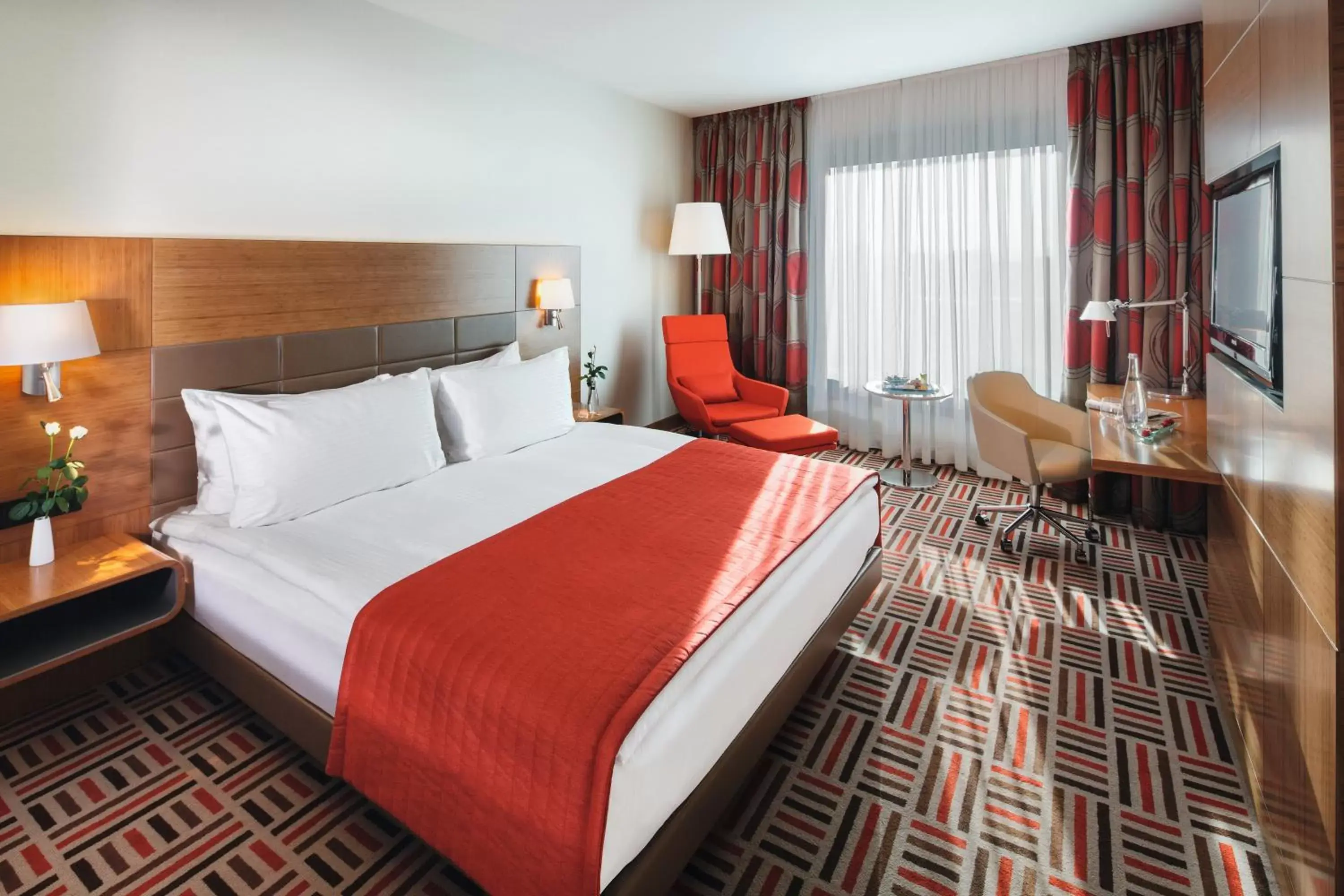 Bed in Movenpick Hotel Ankara