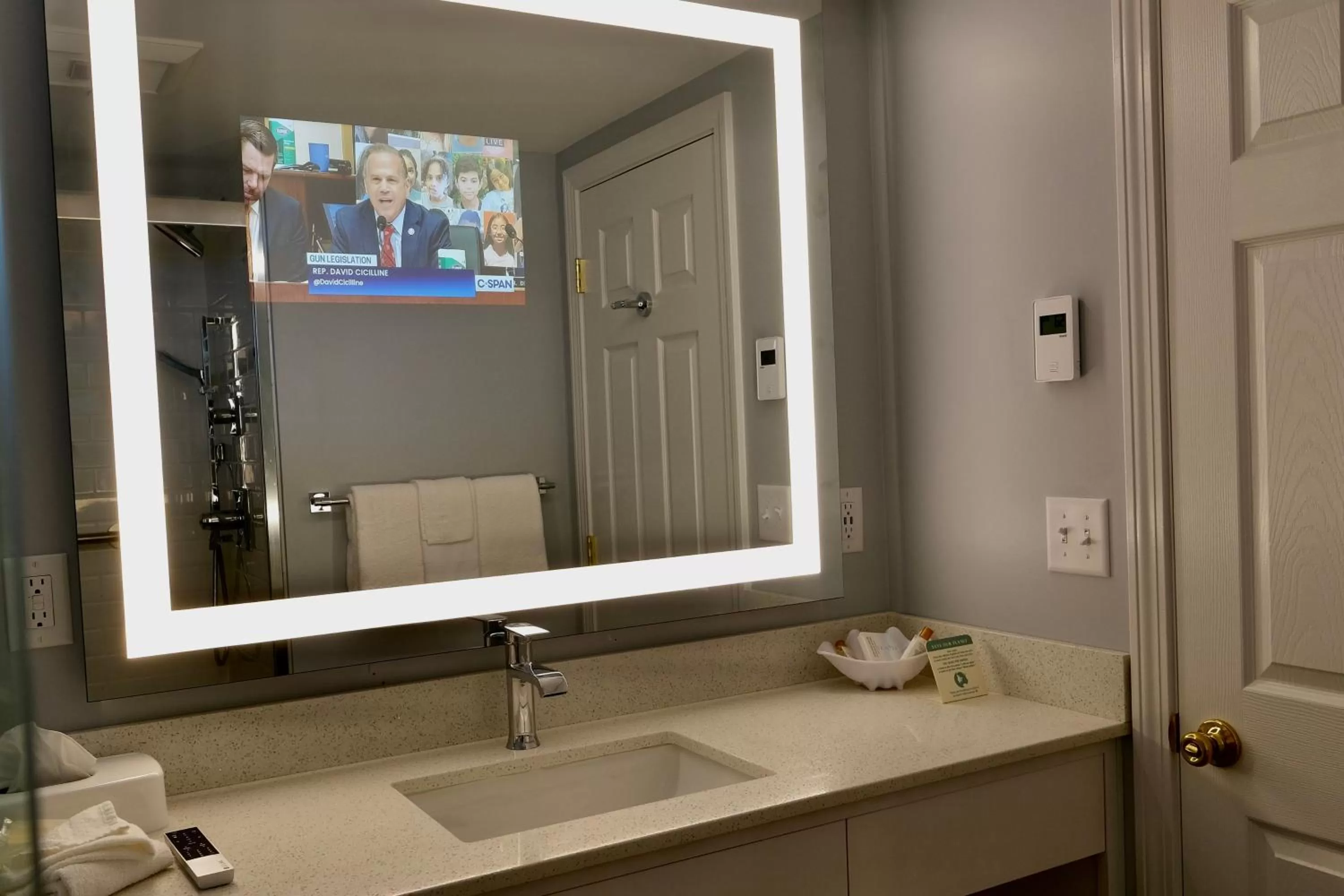 Bathroom in Norseman Resort on the Beach