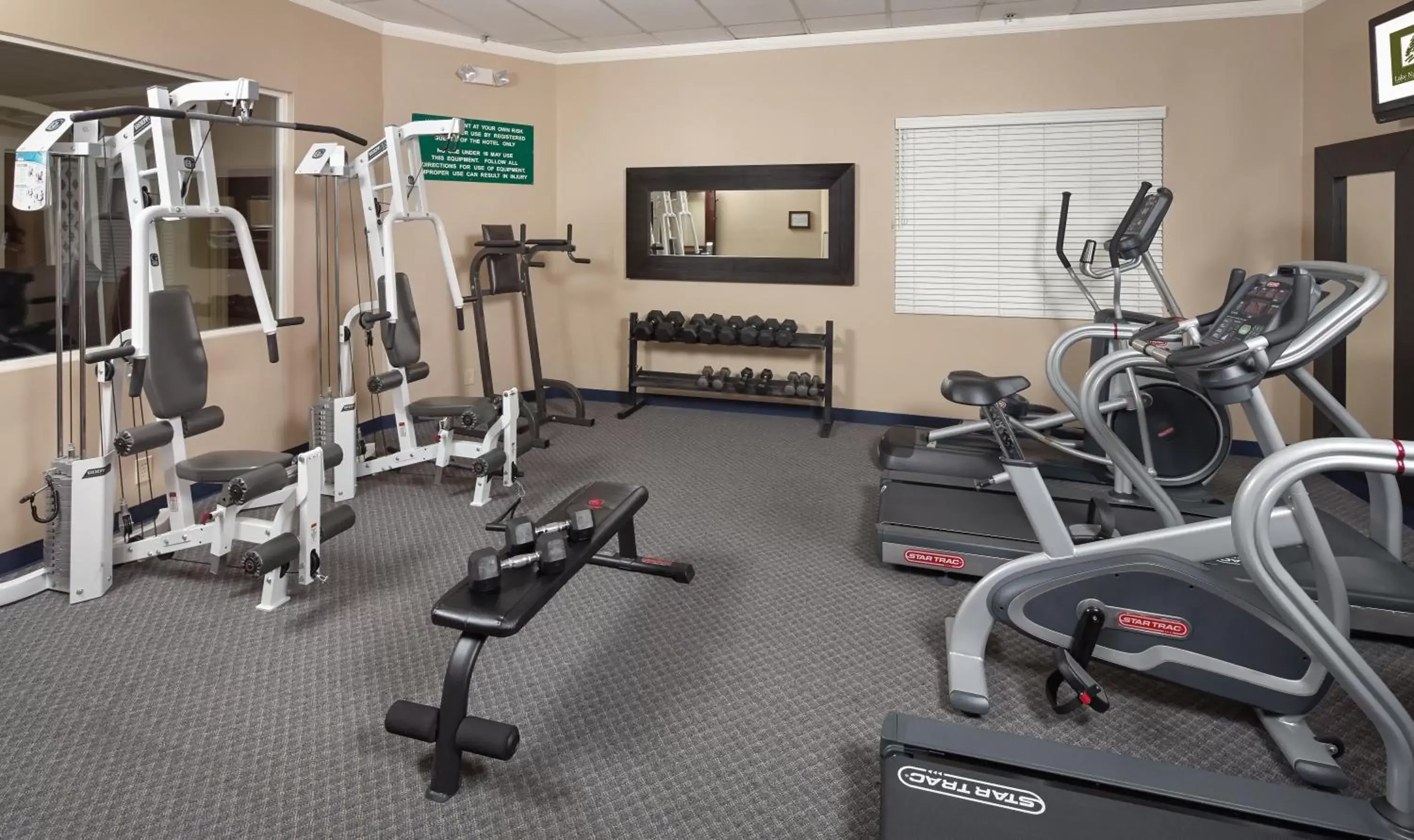 Fitness centre/facilities, Fitness Center/Facilities in Lake Natoma Inn