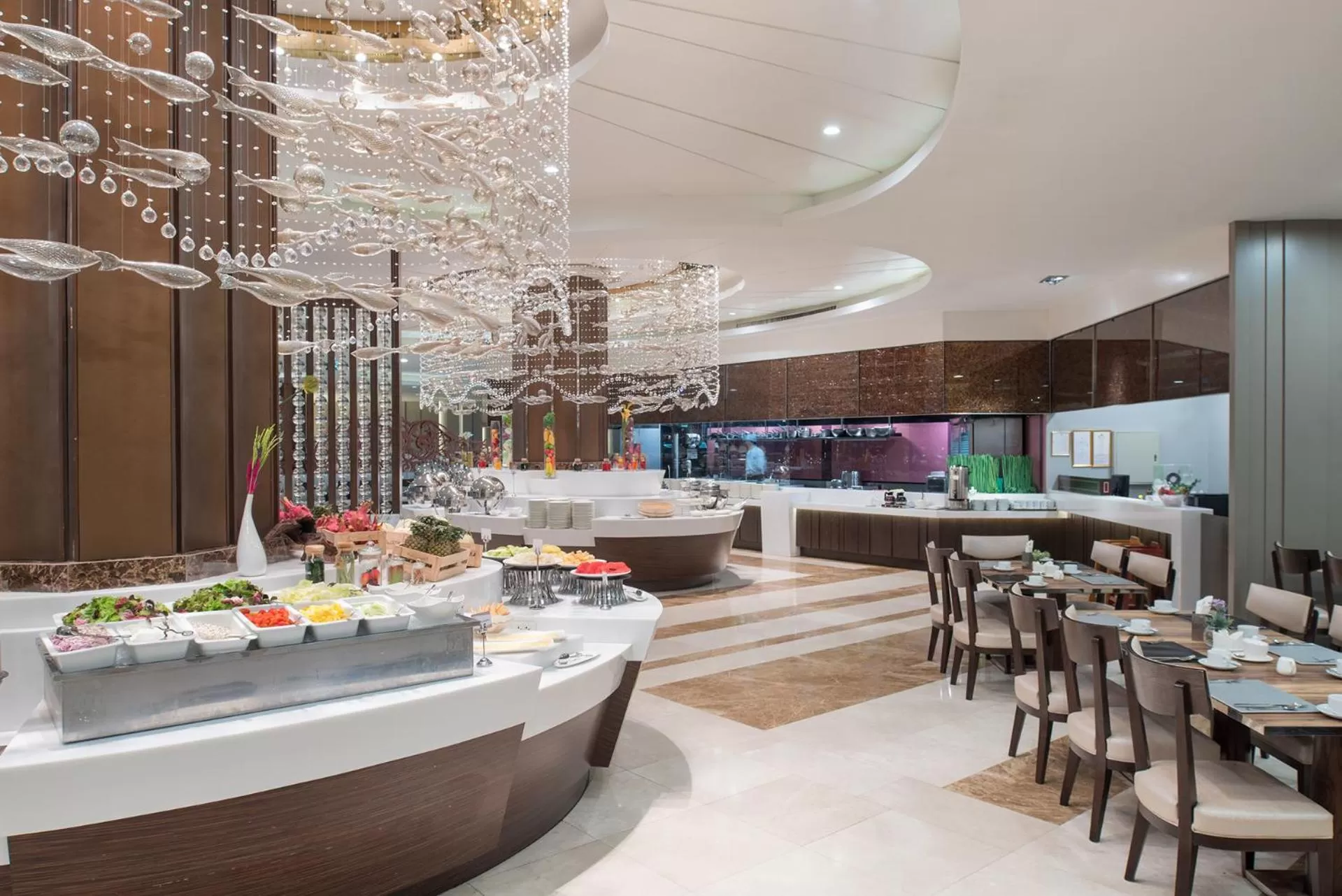 Restaurant/places to eat in The Berkeley Hotel Pratunam