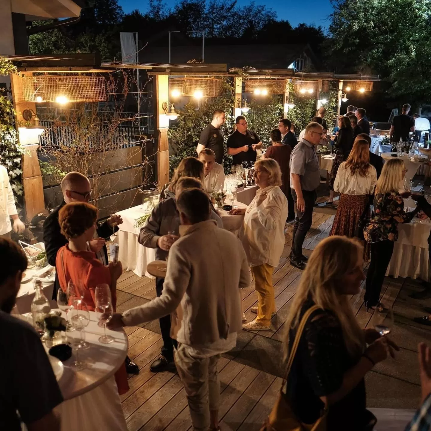 Restaurant/places to eat in Hotel Kunst