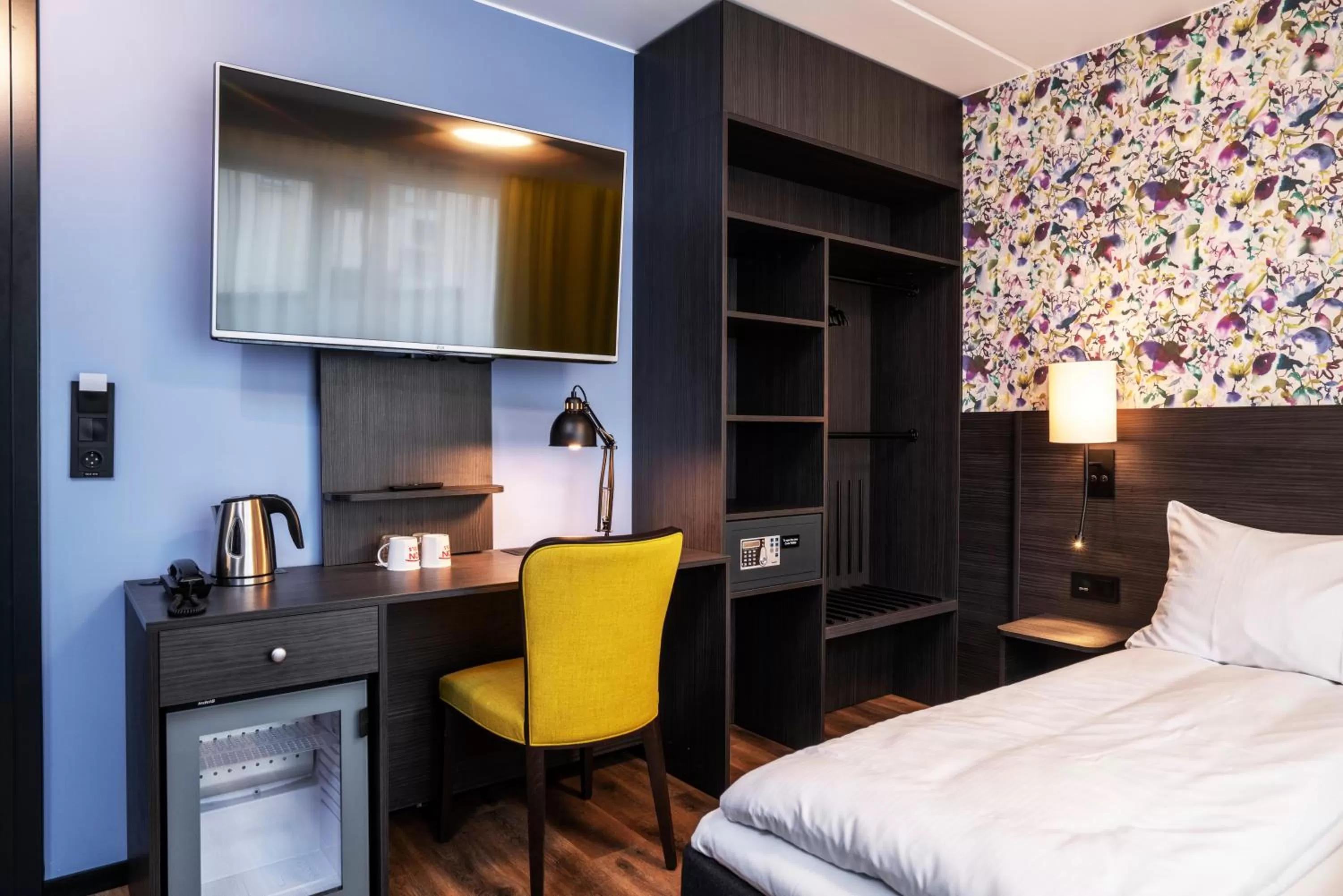 TV and multimedia, Bed in Thon Hotel Tromsø