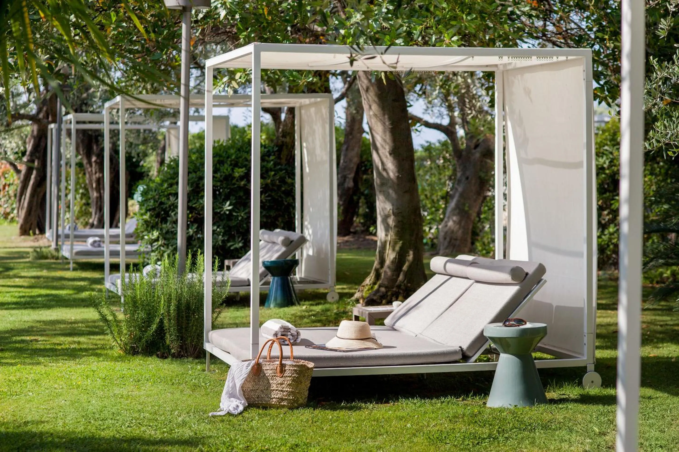 Garden in Grand Hotel Diana Majestic