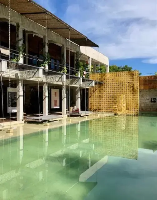 Property building, Swimming Pool in Hotel Makaabá Eco-Boutique