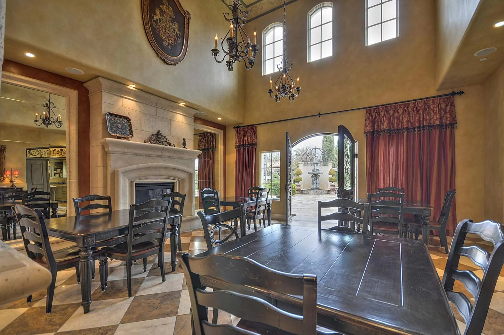 Restaurant/Places to Eat in The Villa at Arden Hills