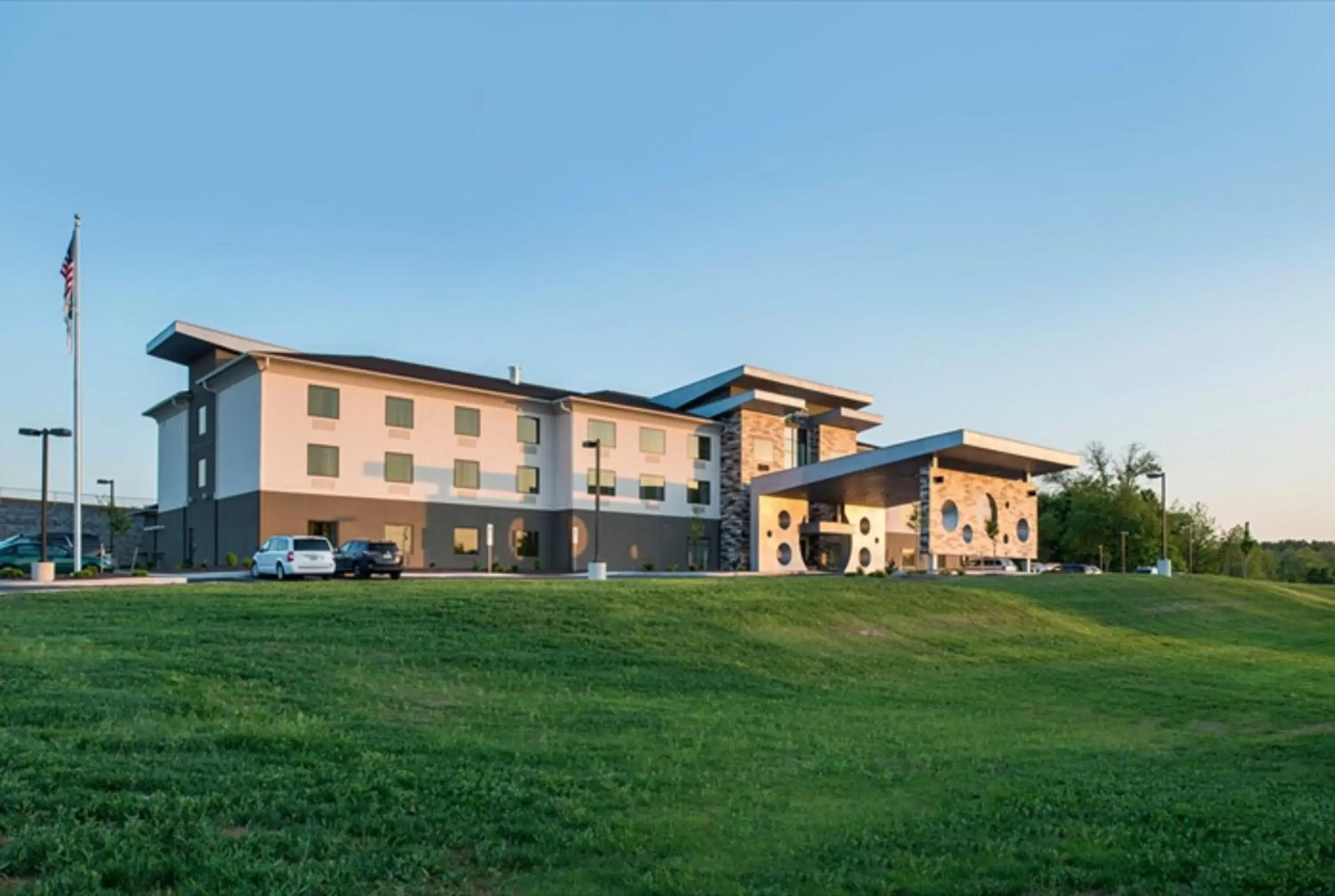 Property building in Holiday Inn Express & Suites Shippensburg by IHG Property building in Holiday Inn Express & Suites Shippensburg by IHG