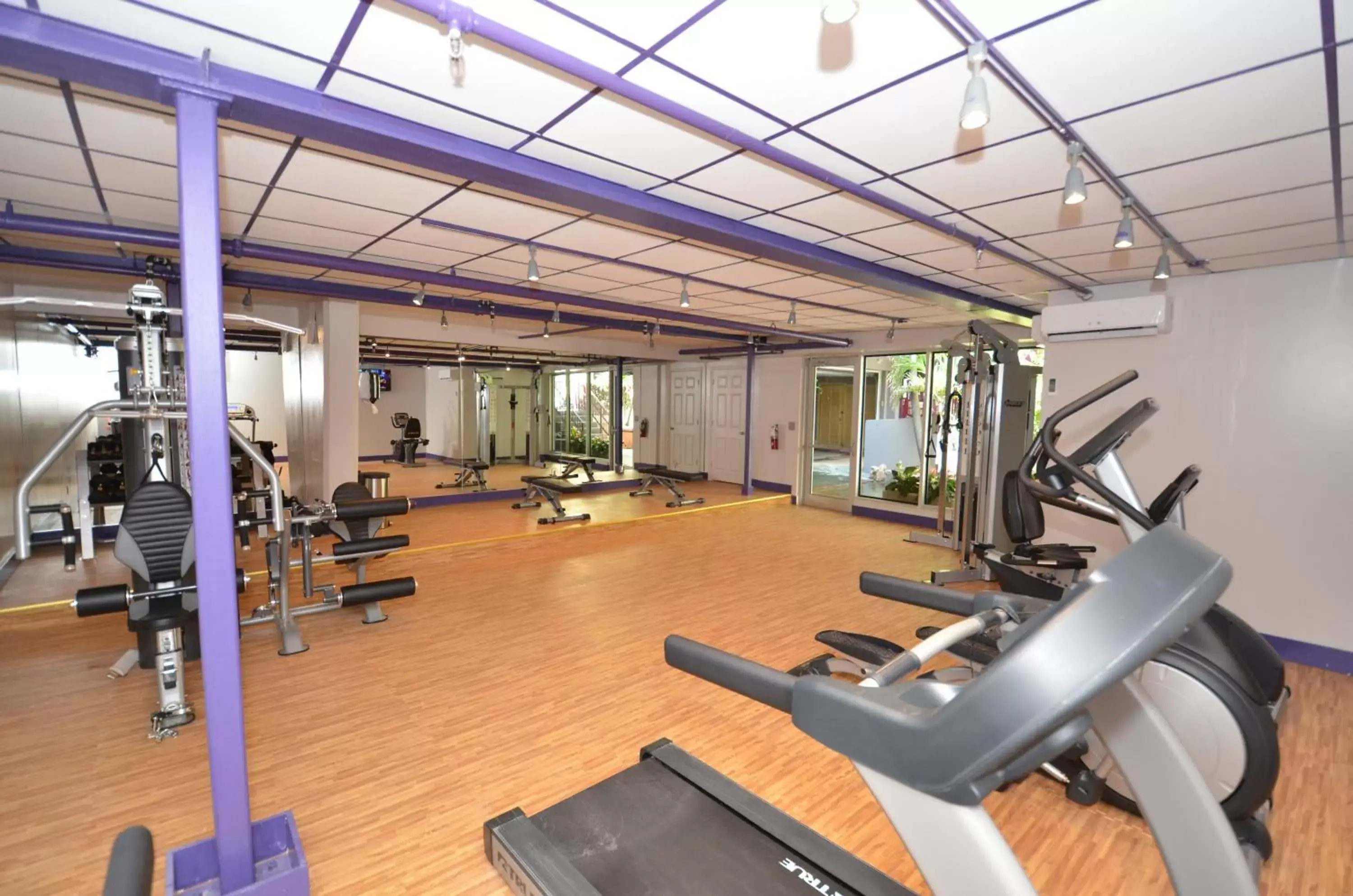 Fitness centre/facilities, Fitness Center/Facilities in Sea Club Ocean Resort
