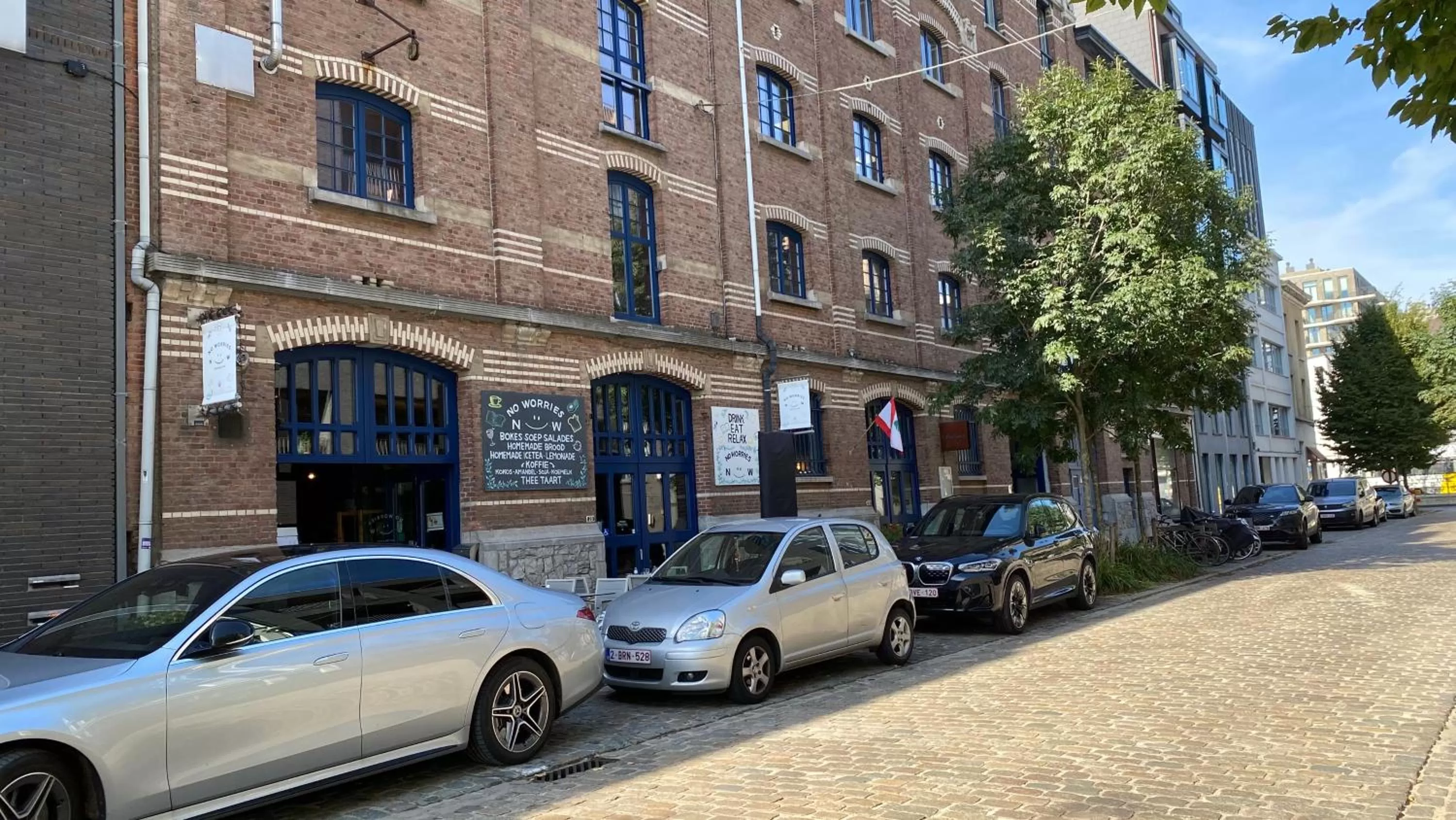 Property building in Oneluxstay Antwerp City Centre