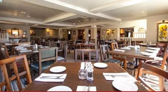 Food, Restaurant/Places to Eat in The Cherry Tree Rochford