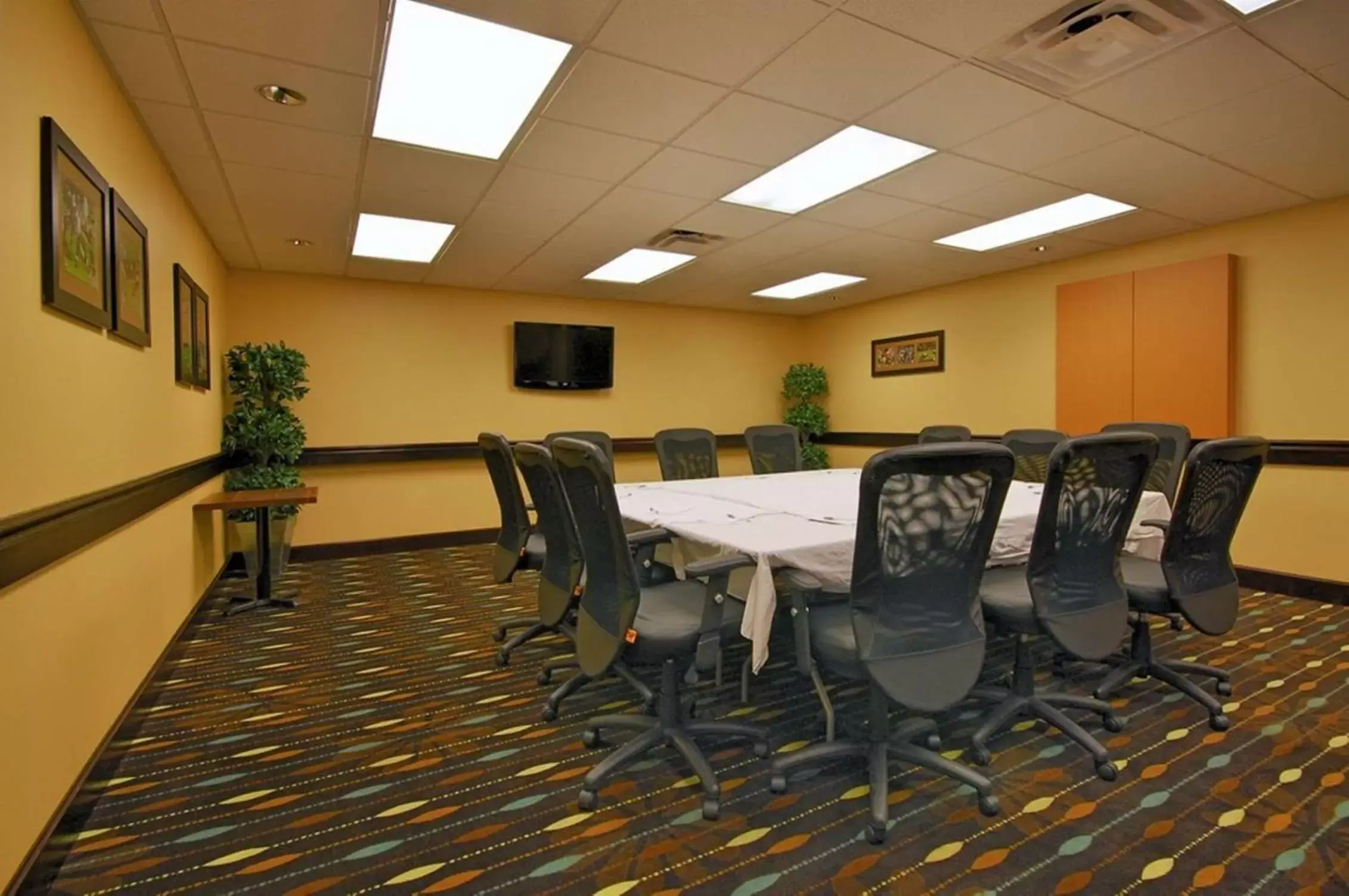 Meeting/conference room in Hampton Inn By Hilton And Suites New Iberia