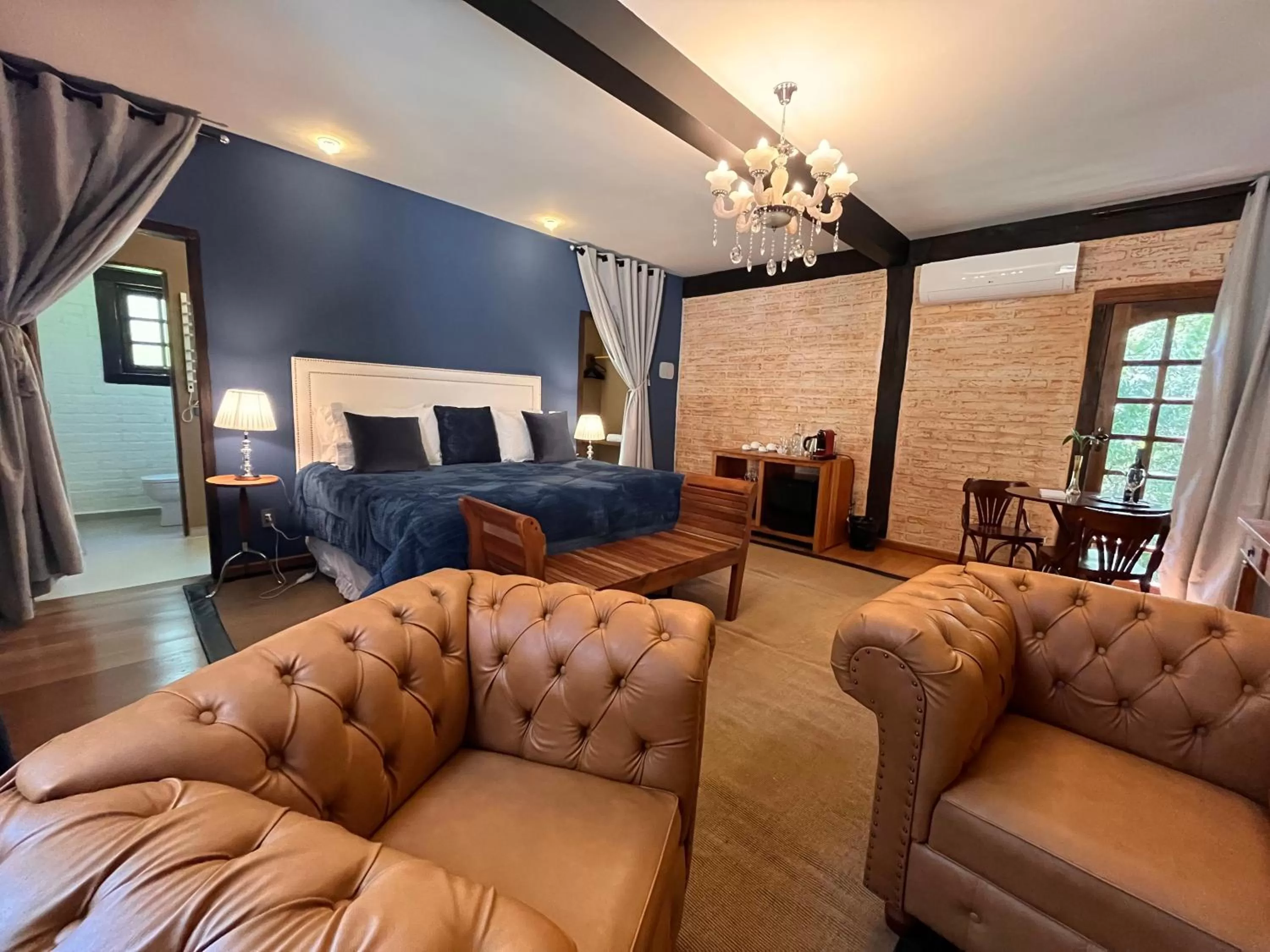 Photo of the whole room, Seating Area in Pousada Dona Bendita