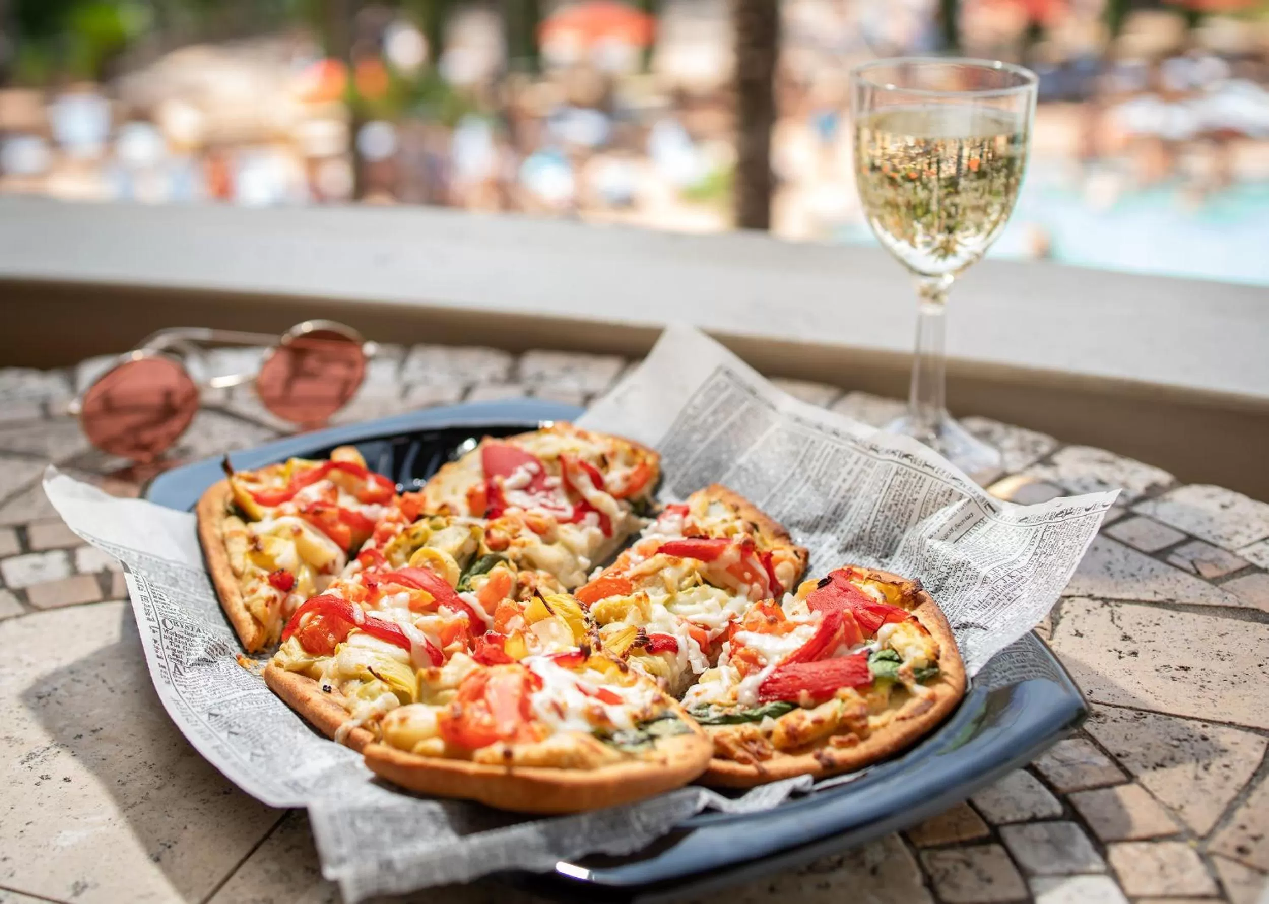 Food and drinks in Floridays Orlando Two & Three Bed Rooms Condo Resort