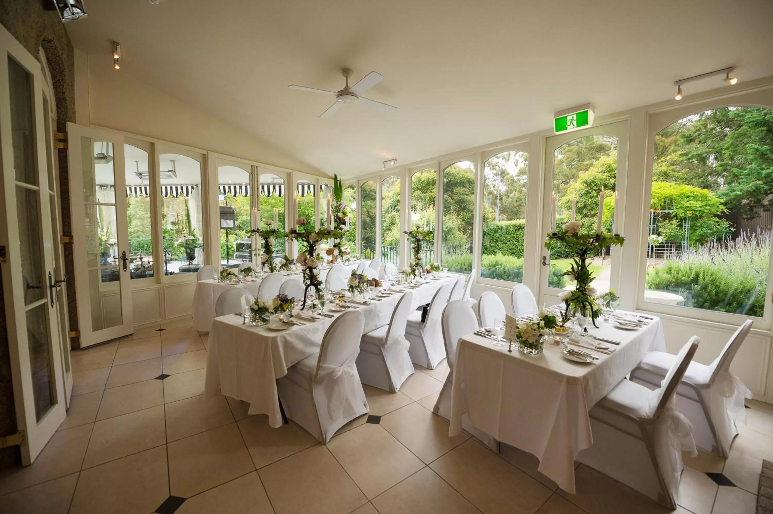 Banquet/Function facilities in Villa Howden