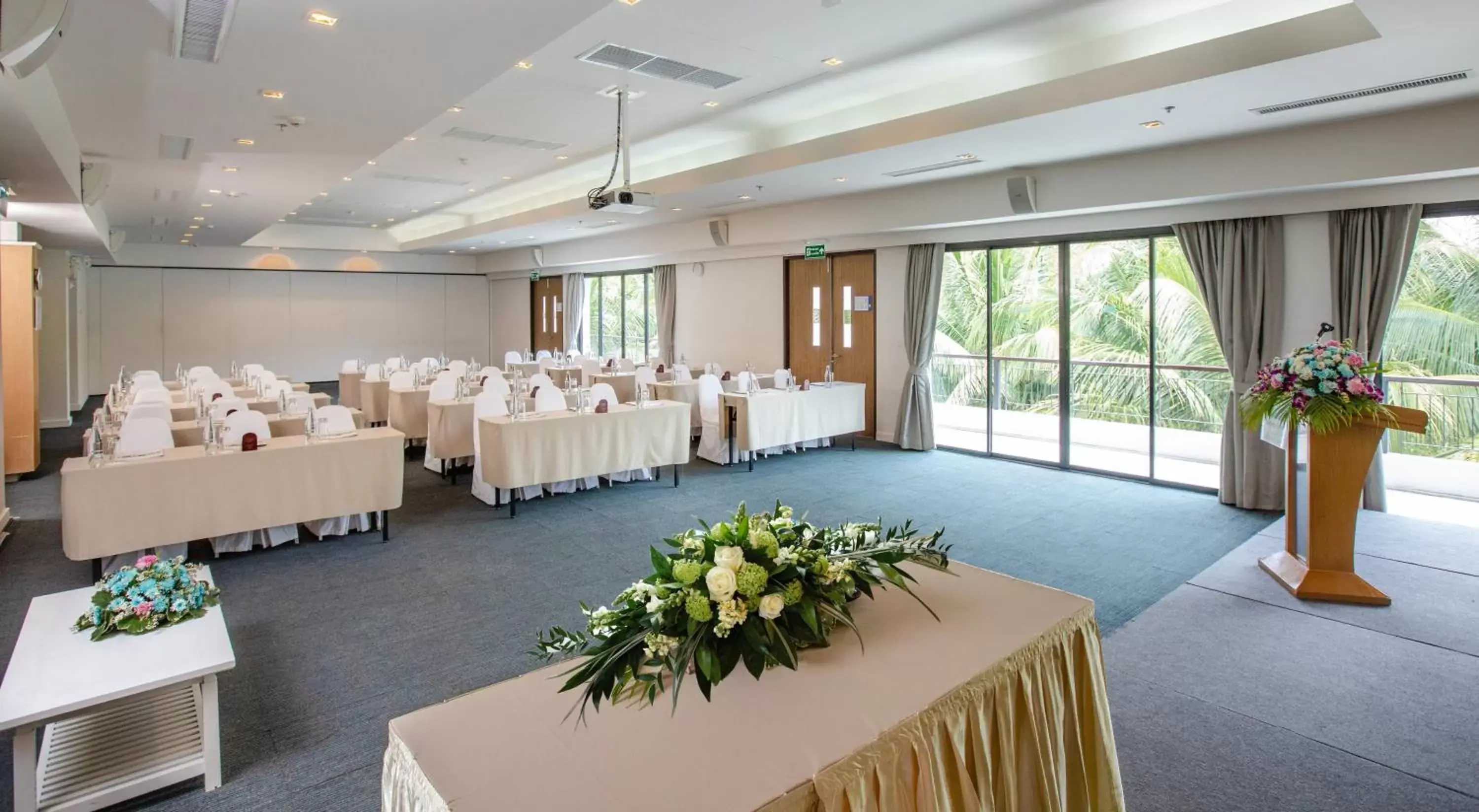 Meeting/conference room in Holiday Ao Nang Beach Resort, Krabi - SHA Extra Plus