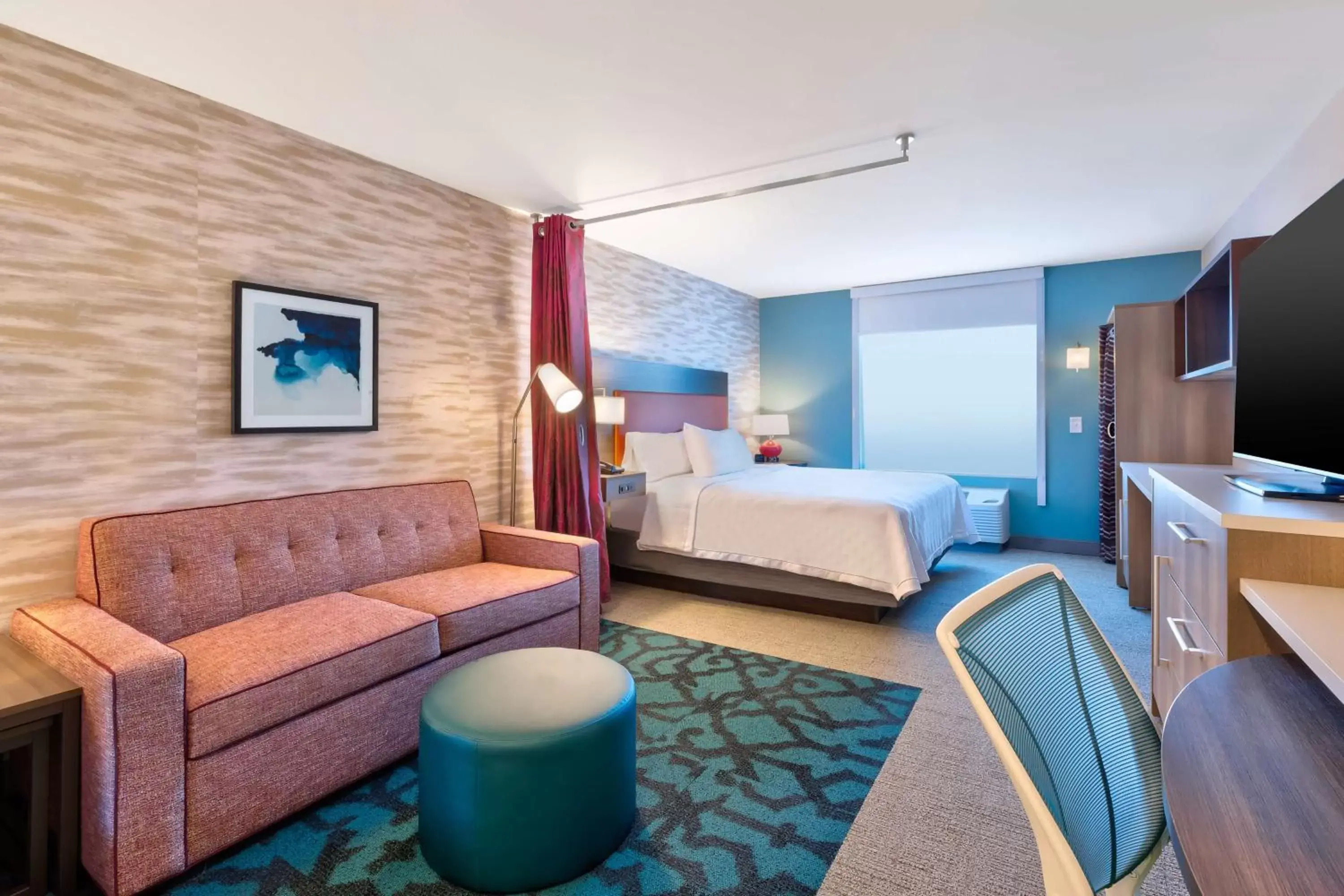 Bedroom in Home2 Suites By Hilton Grand Blanc Flint, Mi