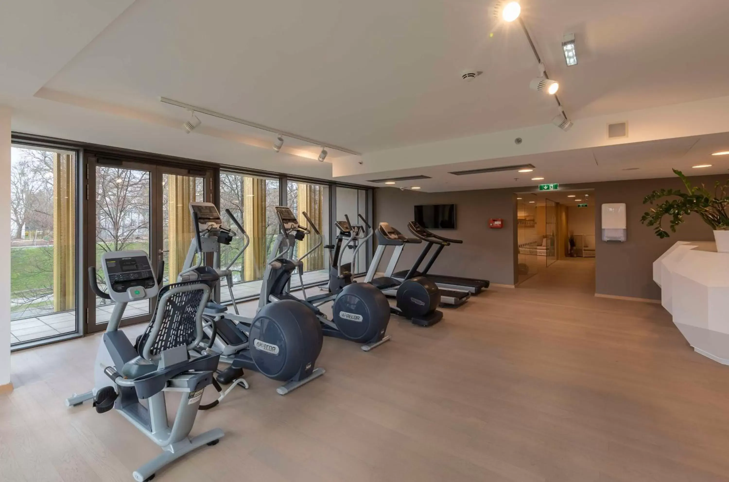 Fitness centre/facilities, Fitness Center/Facilities in Doubletree by Hilton Vienna Schonbrunn