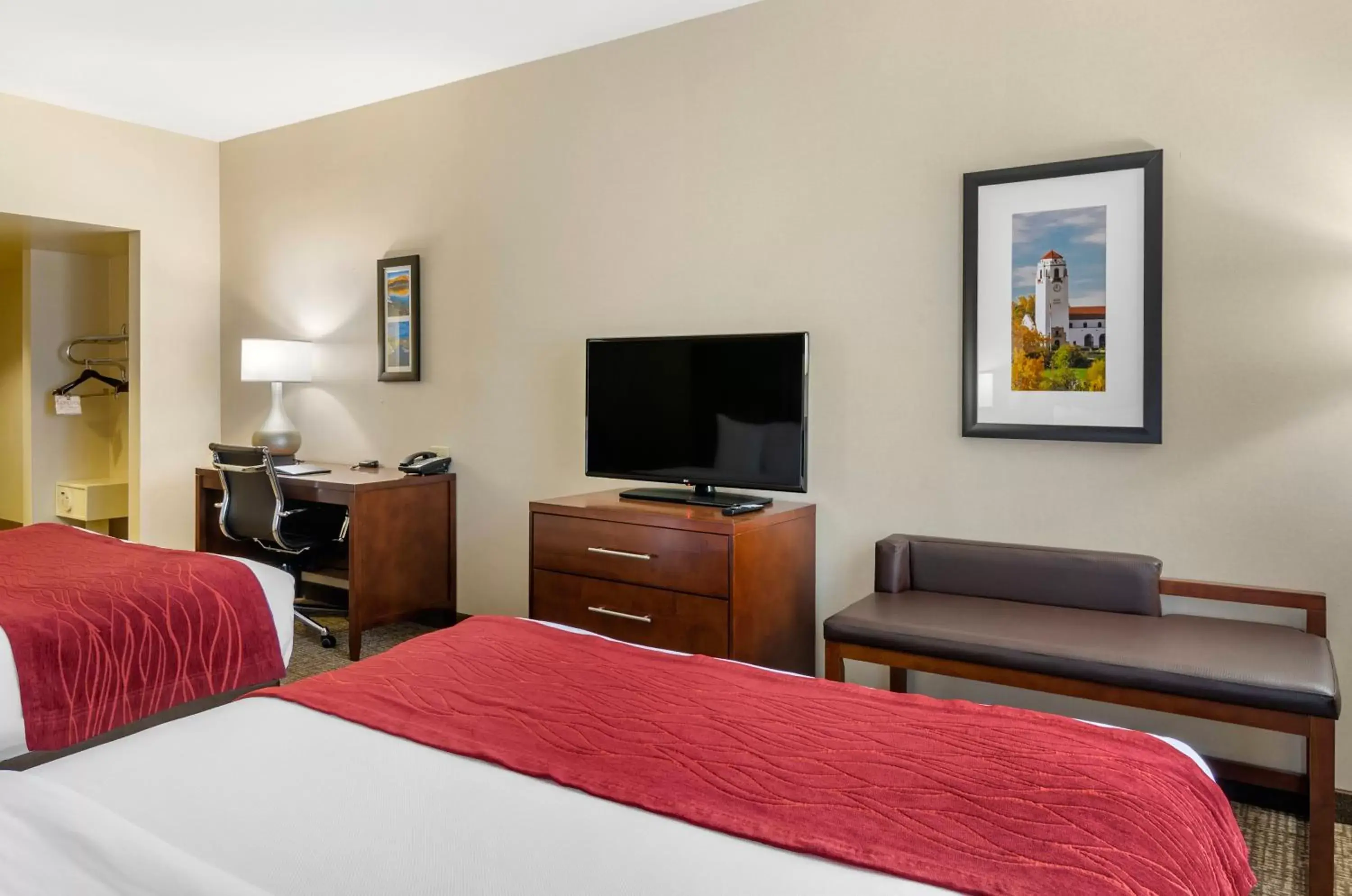 TV/Entertainment Center in Comfort Inn & Suites Jerome - Twin Falls