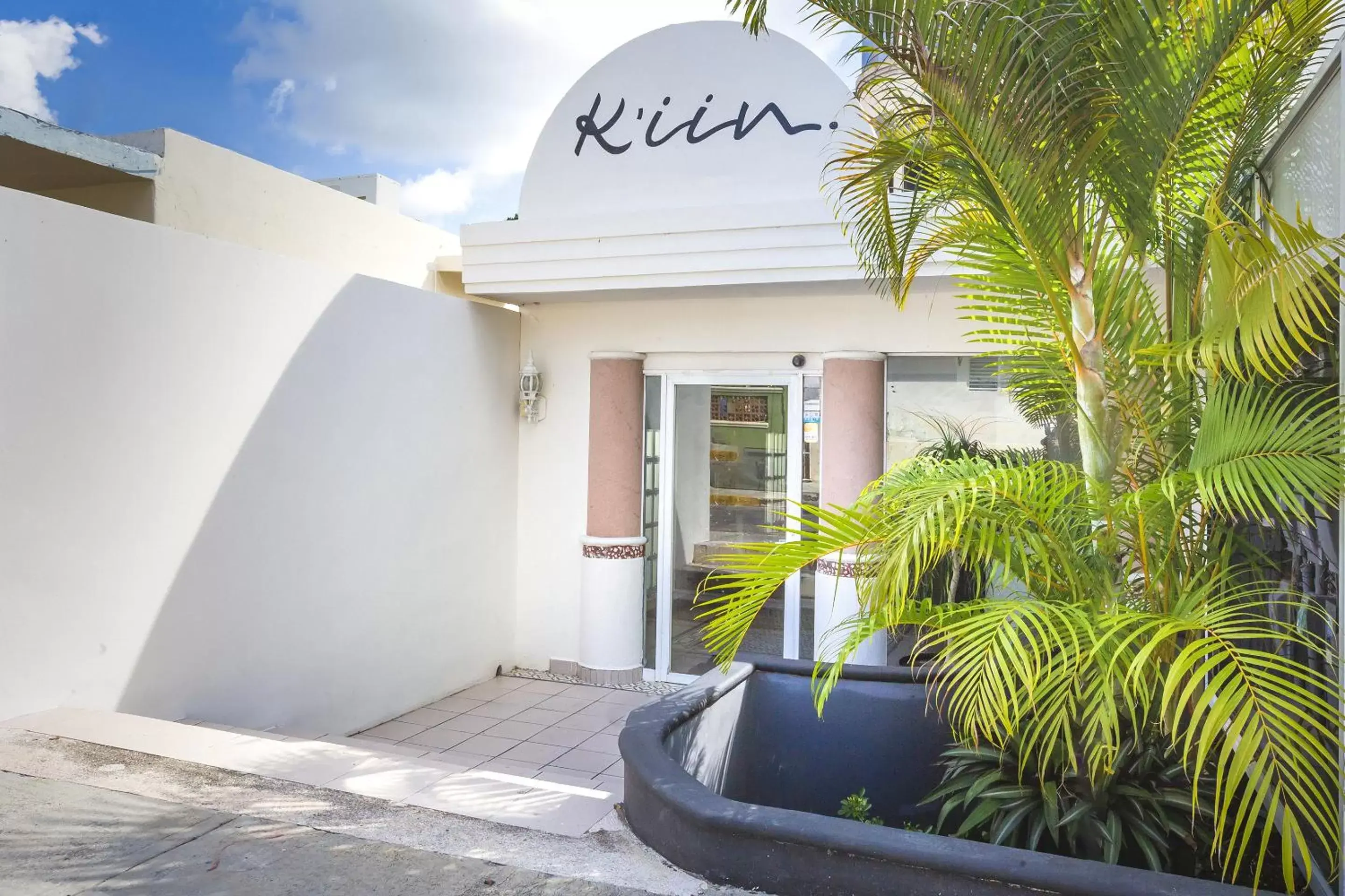 Facade/entrance in Hotel Kiin Cozumel