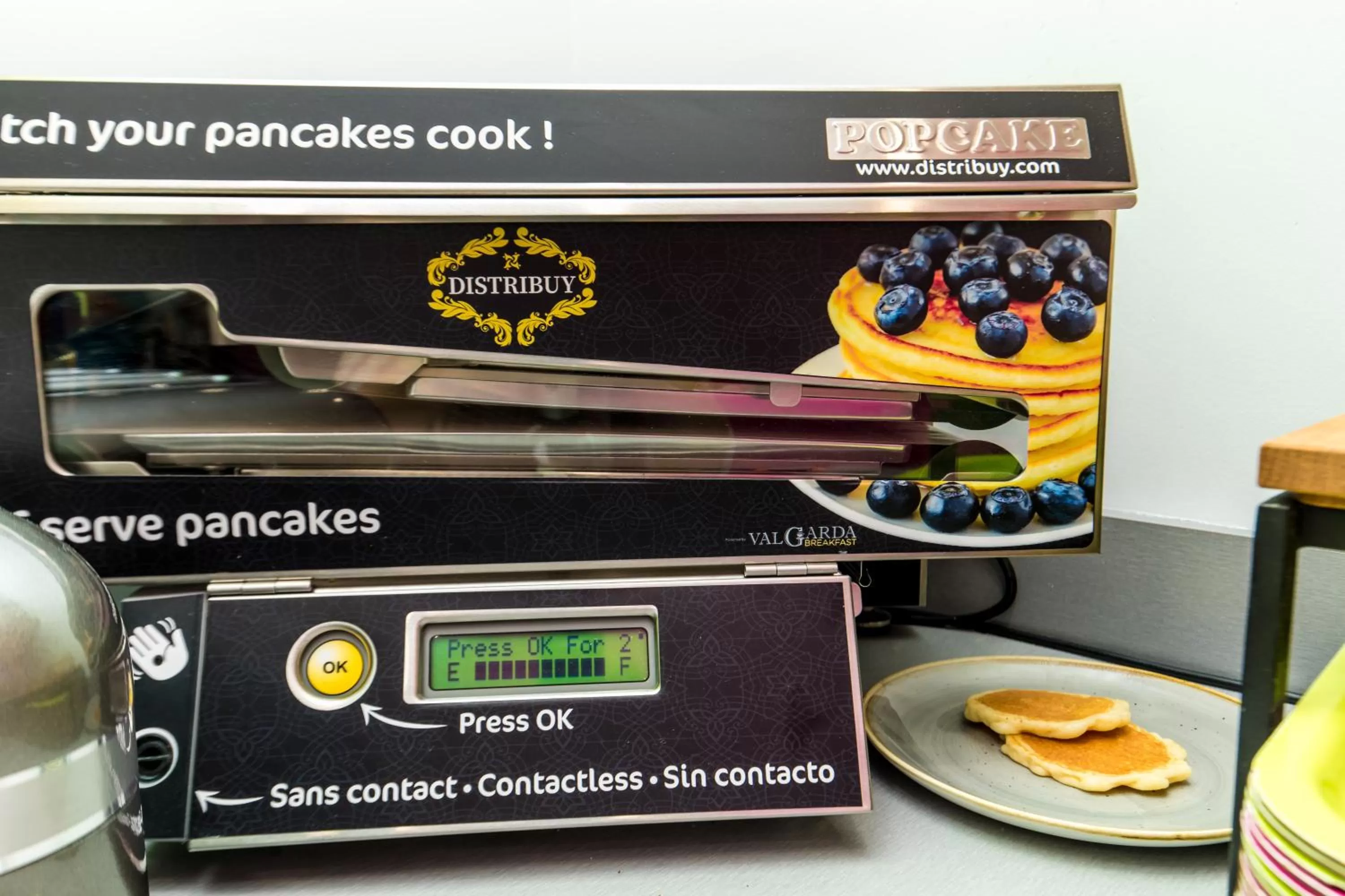 Breakfast in HOTEL DE PARIS MONTPARNASSE