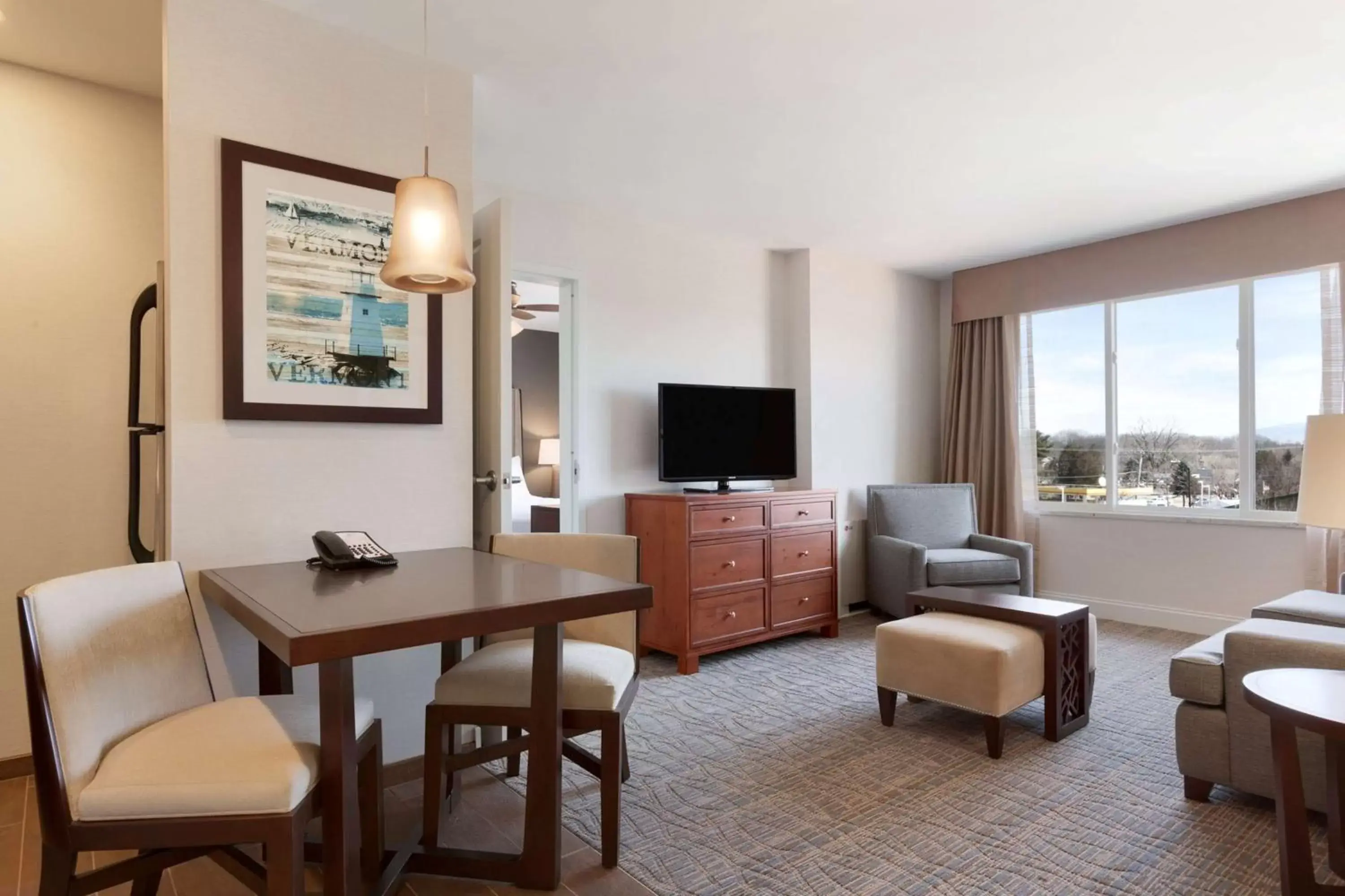 Bed, TV/Entertainment Center in Homewood Suites by Hilton Burlington