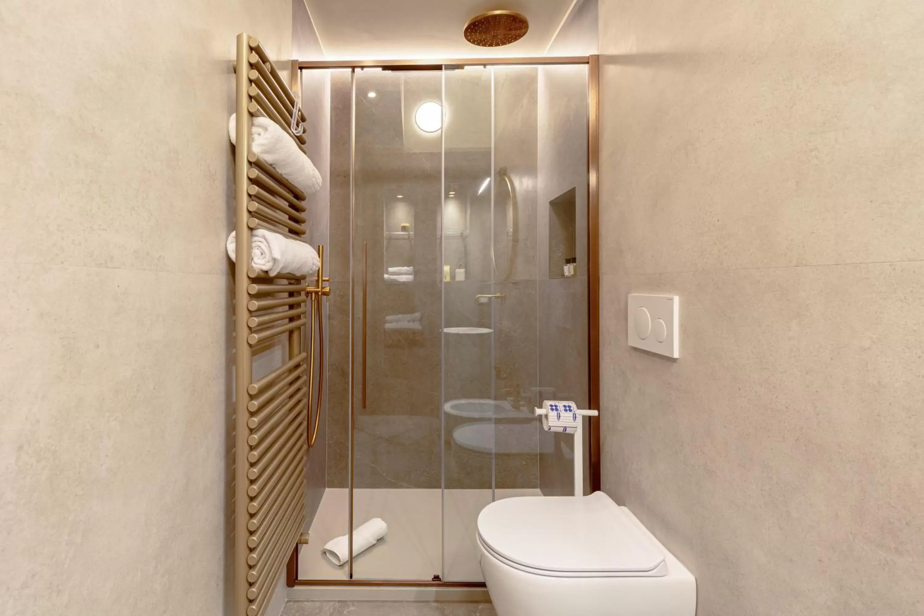 Shower, Bathroom in Dimora Le Torri - Boutique Luxury Suites in Florence Historic Centre - Adults Only